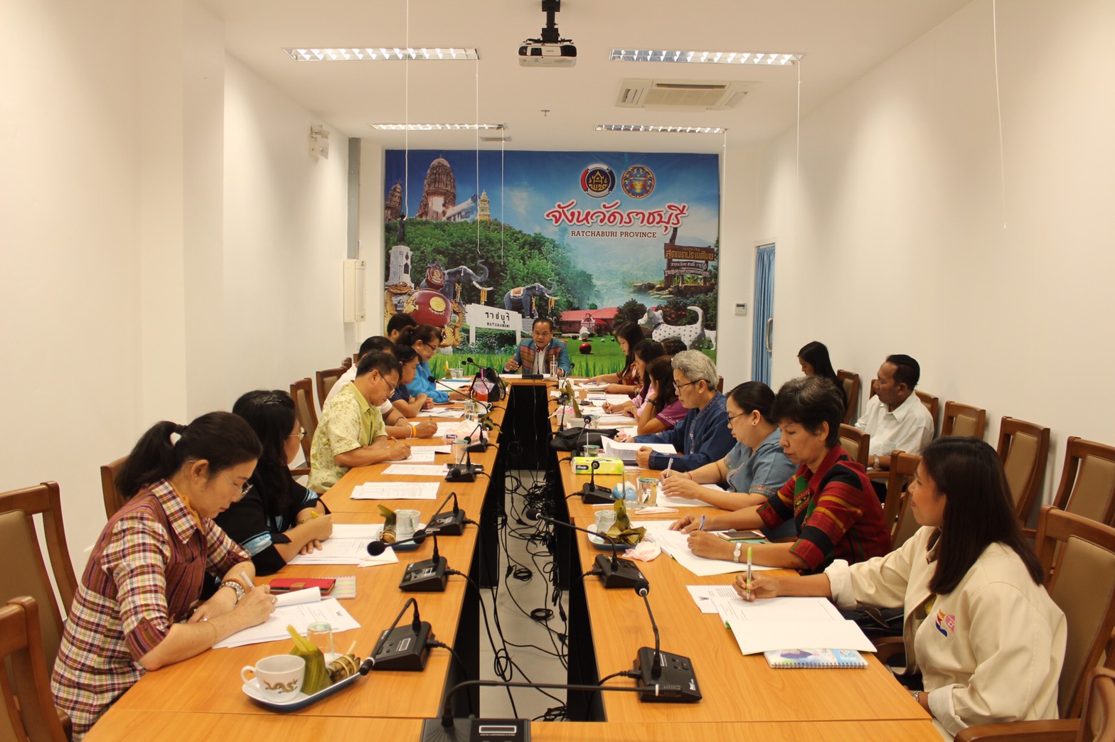 ราชบุรี ประชุมสำนักงานพัฒนาชุมชนจังหวัดราชบุรี ครั้งที่ 6/2562