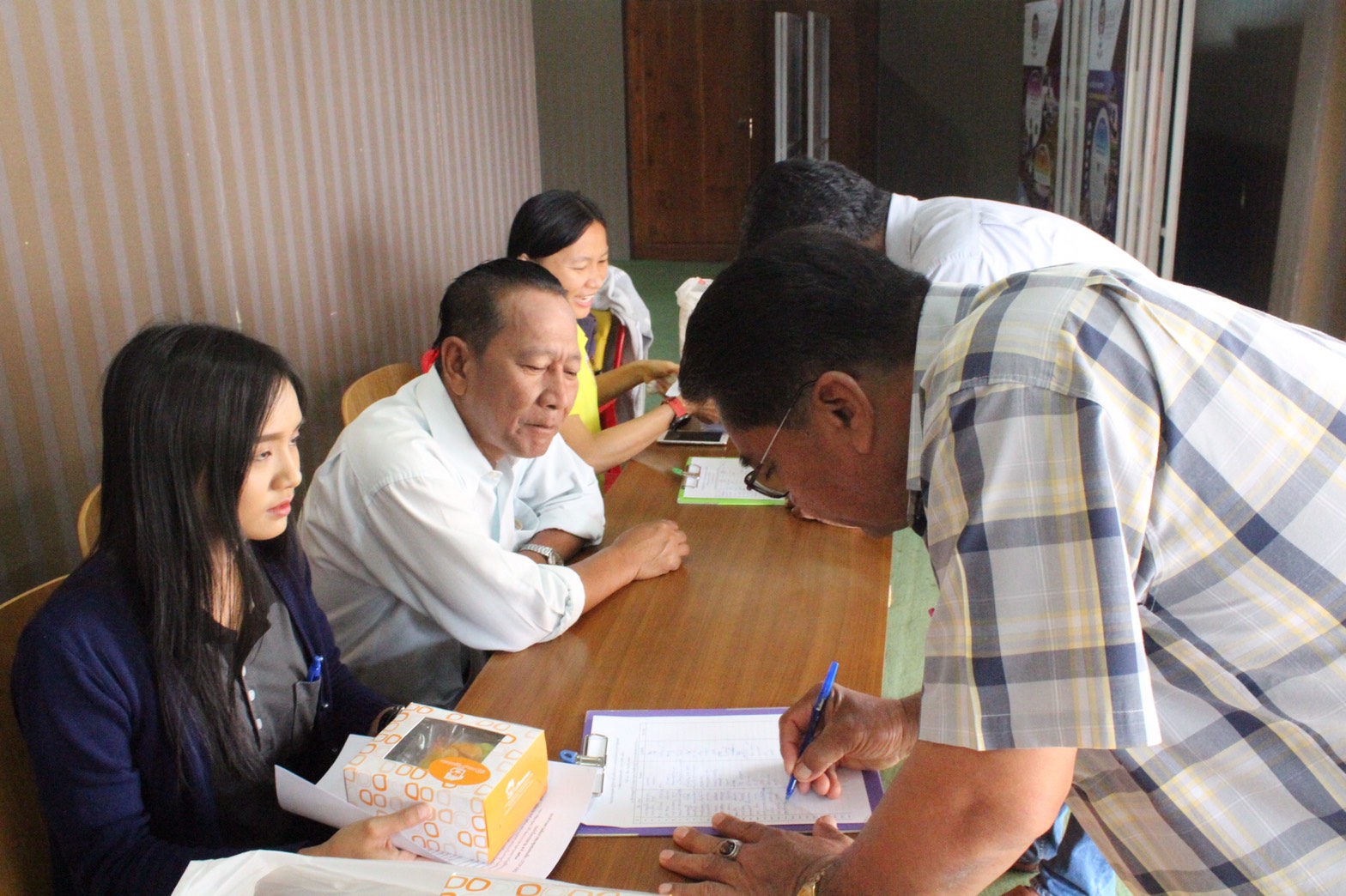 ราชบุรี”ประชุมเชิงปฎิบัติการสร้างเครือข่ายอาหารปลอดภัยโดยกลไกประชารัฐต่อยอดการพัฒนาชุมชนท่องเที่ยว OTOP นวัตวิถี”