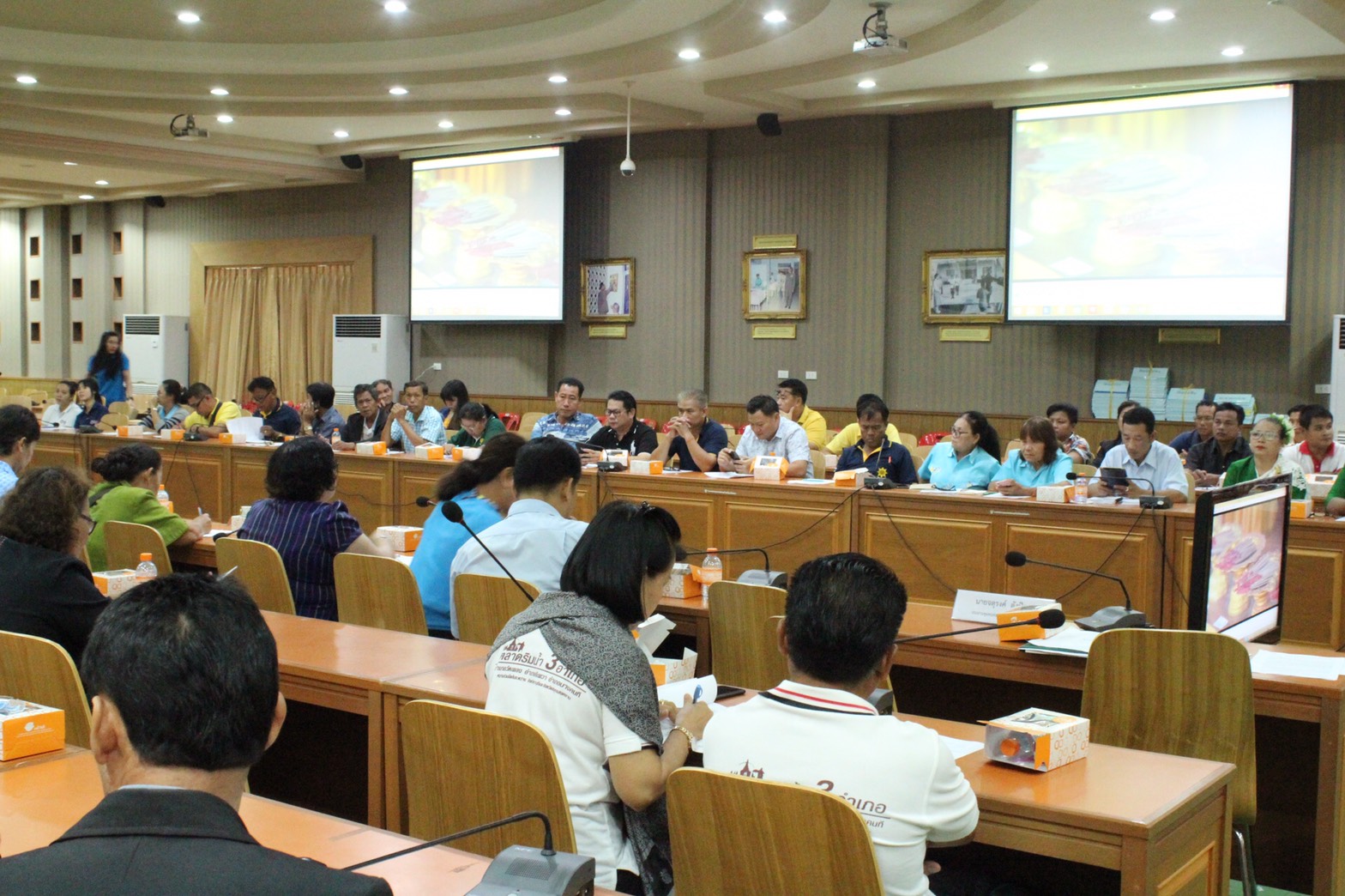 ราชบุรี”ประชุมเชิงปฎิบัติการสร้างเครือข่ายอาหารปลอดภัยโดยกลไกประชารัฐต่อยอดการพัฒนาชุมชนท่องเที่ยว OTOP นวัตวิถี”