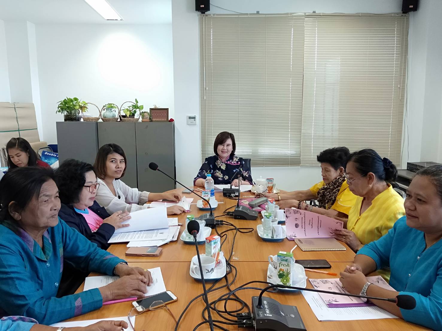 ราชบุรี ประชุมคณะทำงานขับเคลื่อนกองทุนพัฒนาบทบาทสตรี ครั้งที่ 2/2563