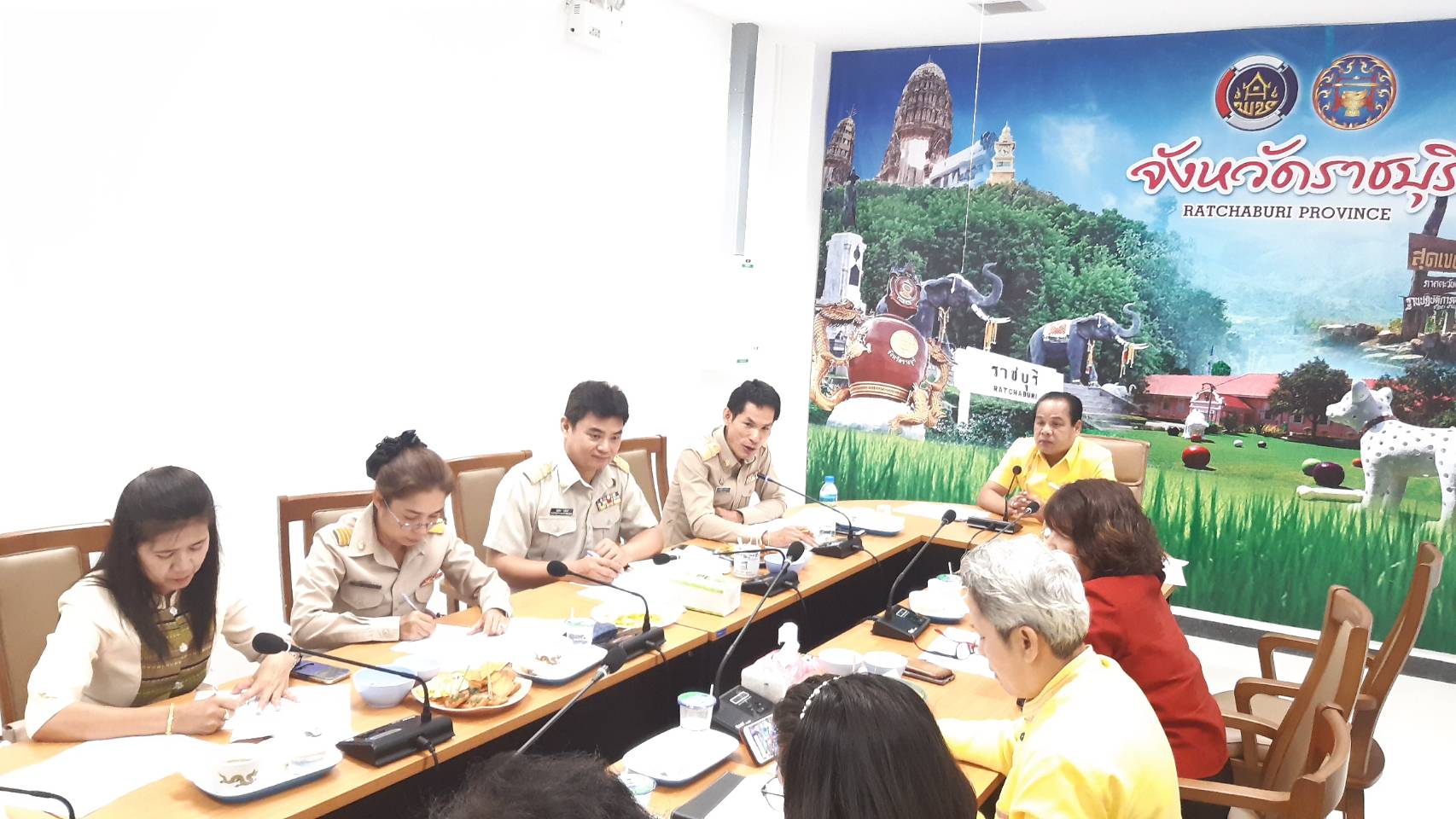 ราชบุรีประชุมนโยบายเร่งด่วนการจัดทำคำของบประมาณรายจ่าย ปี 2564