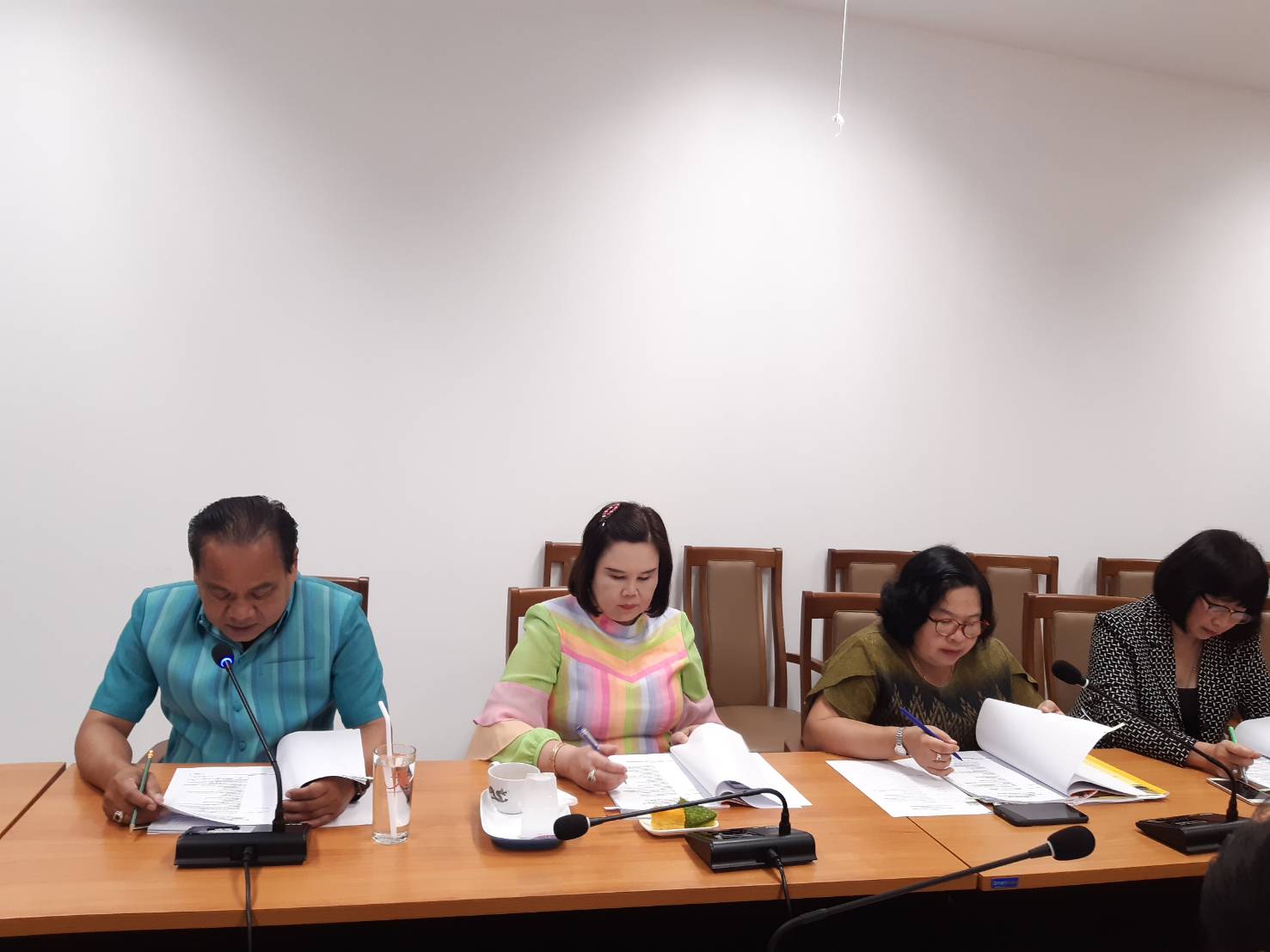 ราชบุรี “ประชุมคณะอนุกรรมการบริหารกองทุนพัฒนาบทบาทสตรี ครั้งที่ 2/2563”