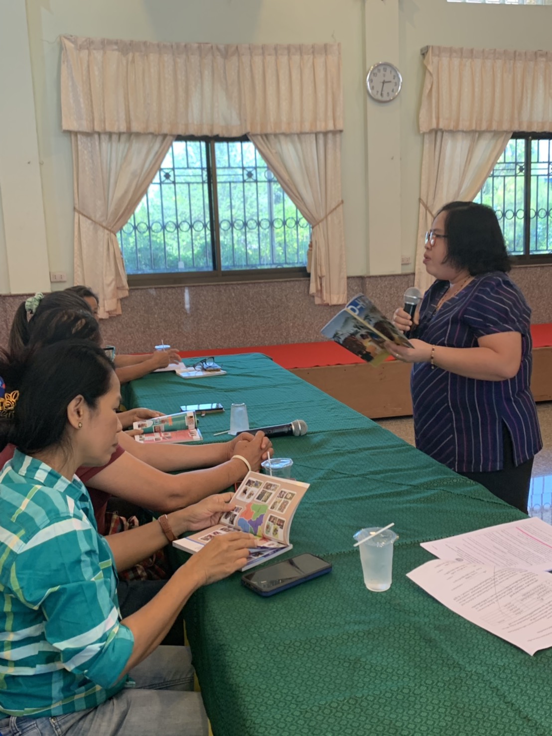 สำนักงานพัฒนาชุมชนจังหวัดราชบุรีร่วมเป็นวิทยากรให้ความรู้ในเรื่องการดำเนินงาน D-Hope