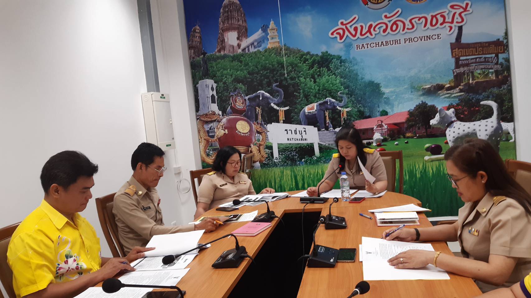 ราชบุรี ประชุมคณะทำงานเสริมสร้างสมรรถนะบุคลากรบรรจุใหม่