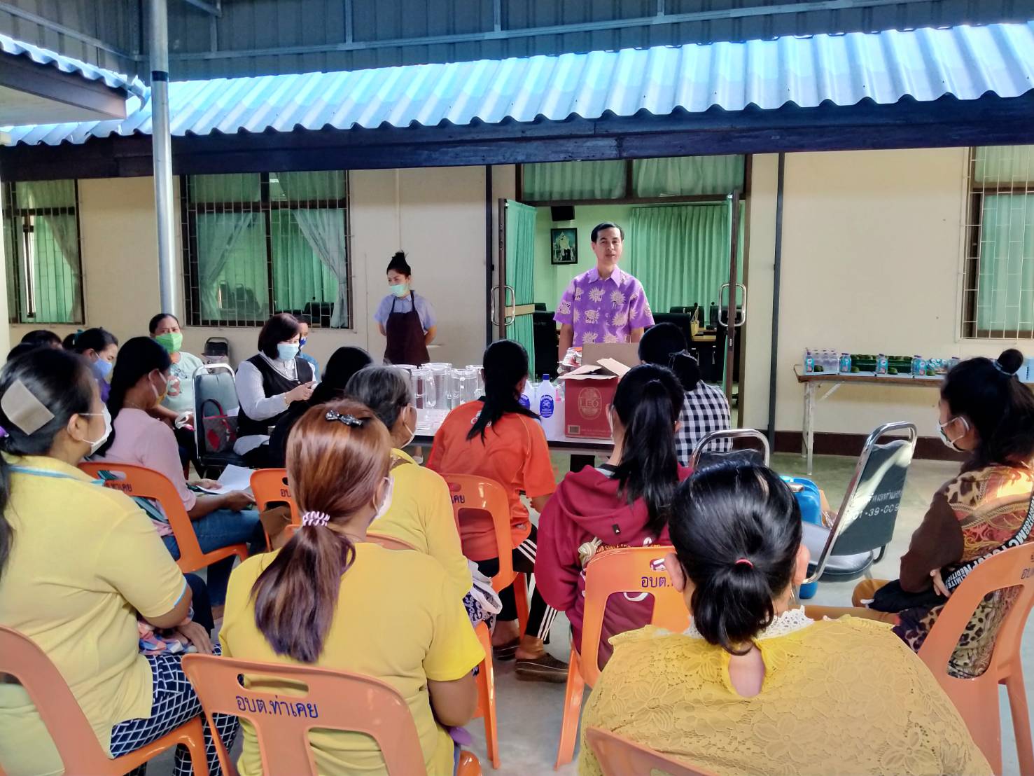 พช.ราชบุรี ร่วมกับกองทุนพัฒนาบทบาทสตรี ดำเนินโครงการพลังสตรีอาสาร่วมป้องกันโรคติดเชื้อไวรัสโคโรน่า 2019 (COVID-19)