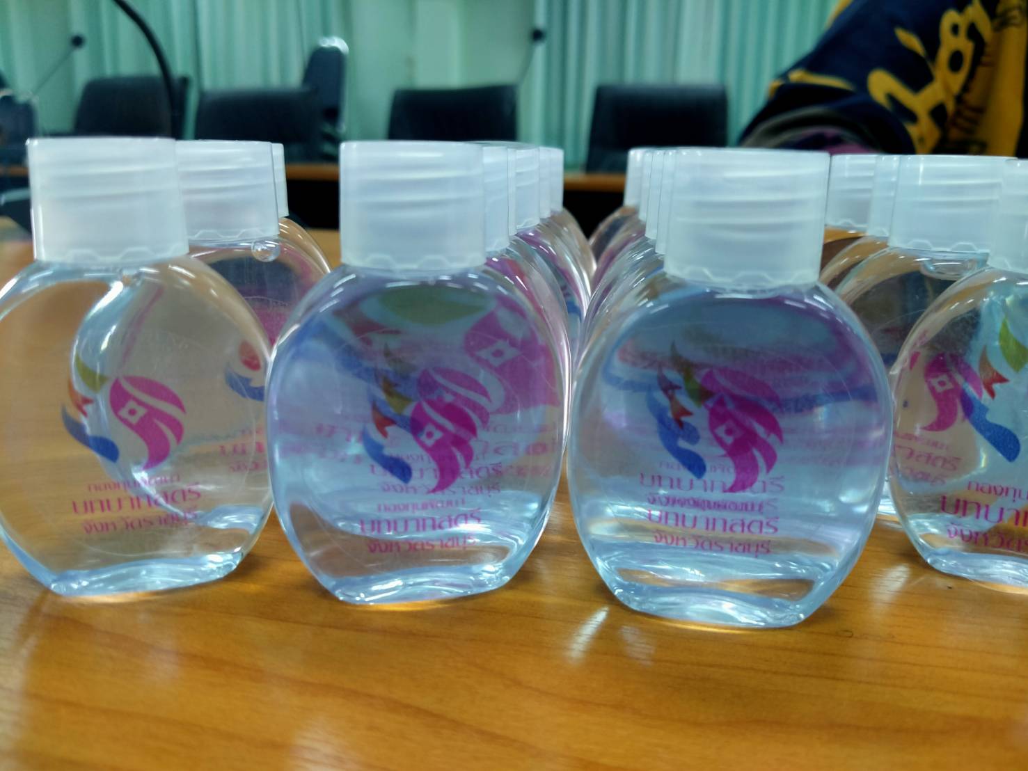 พช.ราชบุรี ร่วมกับกองทุนพัฒนาบทบาทสตรี ดำเนินโครงการพลังสตรีอาสาร่วมป้องกันโรคติดเชื้อไวรัสโคโรน่า 2019 (COVID-19)