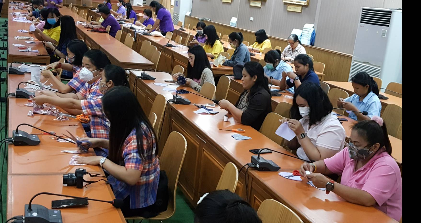 สำนักงานพัฒนาชุมชนจังหวัดราชบุรี เข้าร่วมโครงการฝึกอบรมการทำหน้ากากอนามัย แบบผ้าเพื่อป้องกันตนเองจากเชื้อ COVID-19