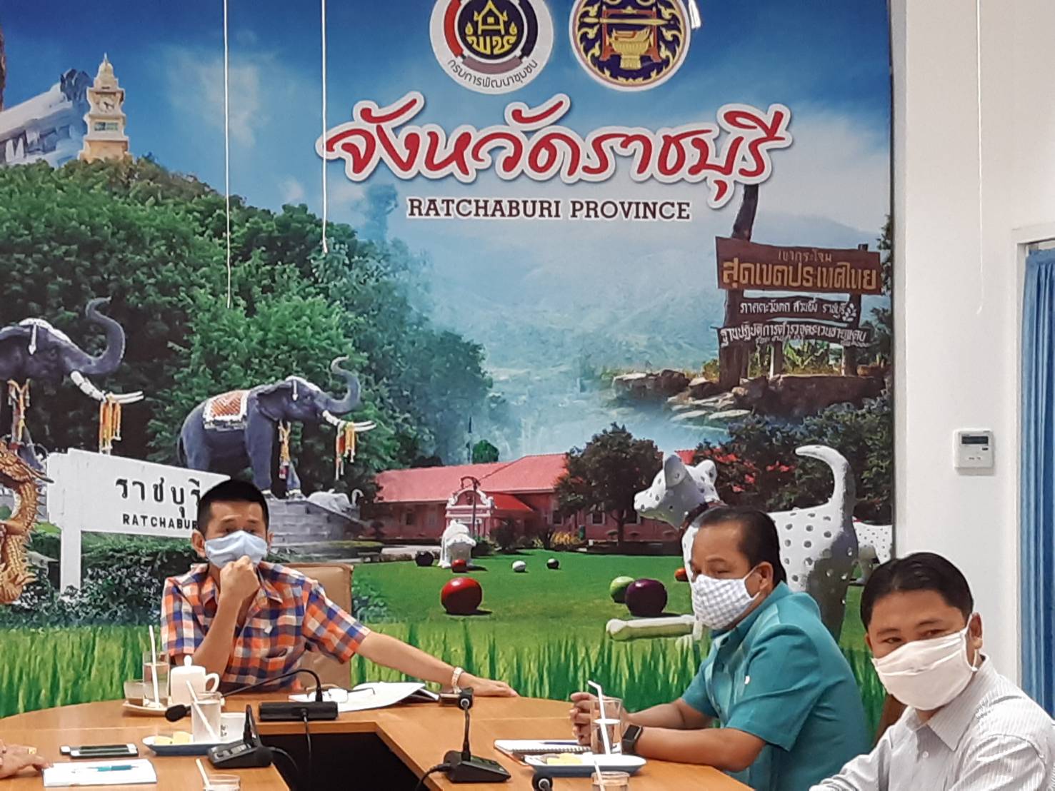 @ราชบุรี@…จัดตลาดคนราชบุรีไม่ทิ้งกัน…