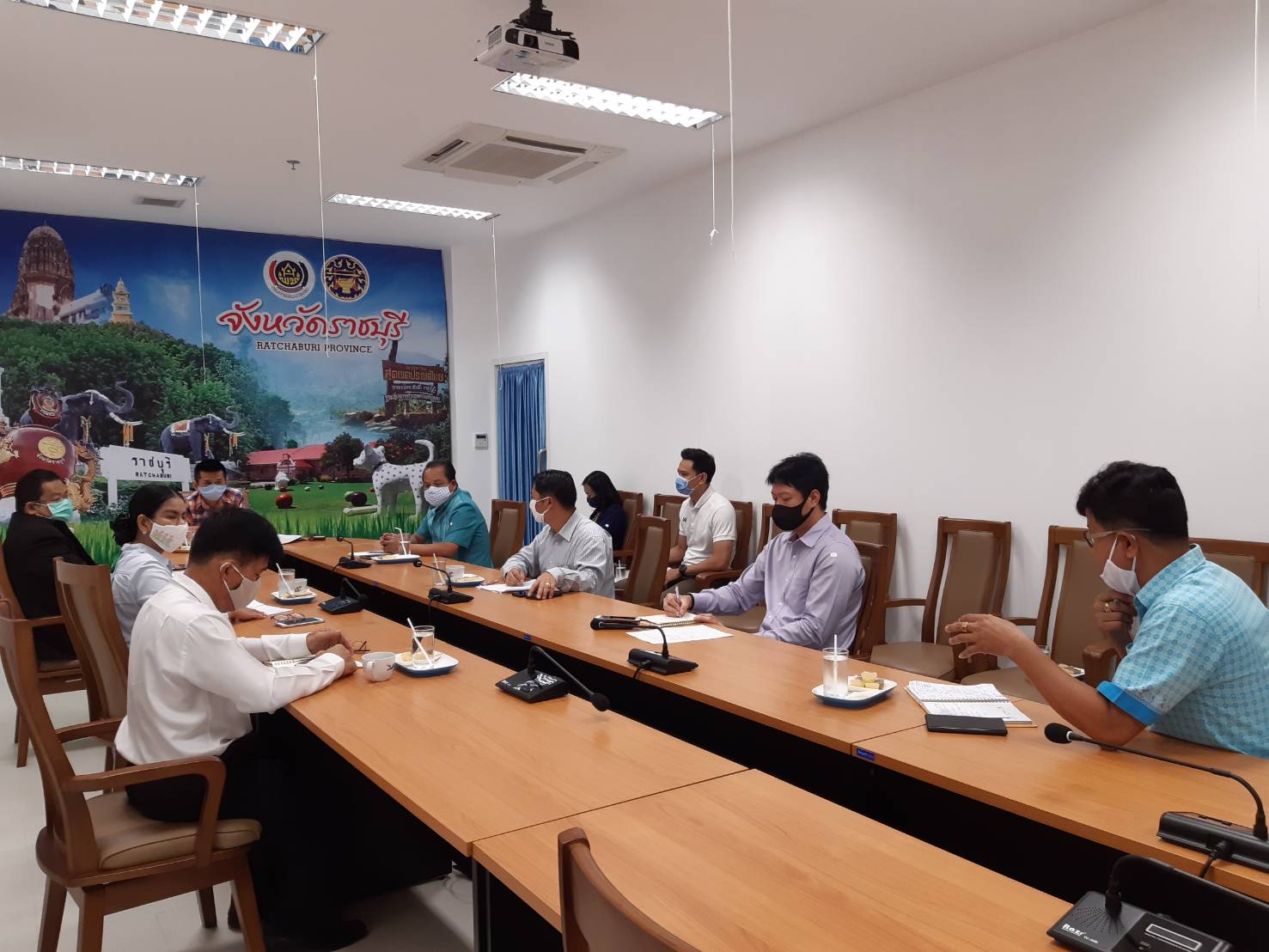 @ราชบุรี@…จัดตลาดคนราชบุรีไม่ทิ้งกัน…