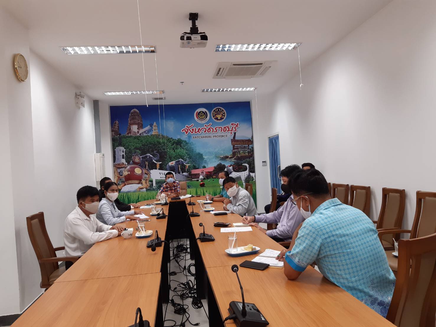 @ราชบุรี@…จัดตลาดคนราชบุรีไม่ทิ้งกัน…