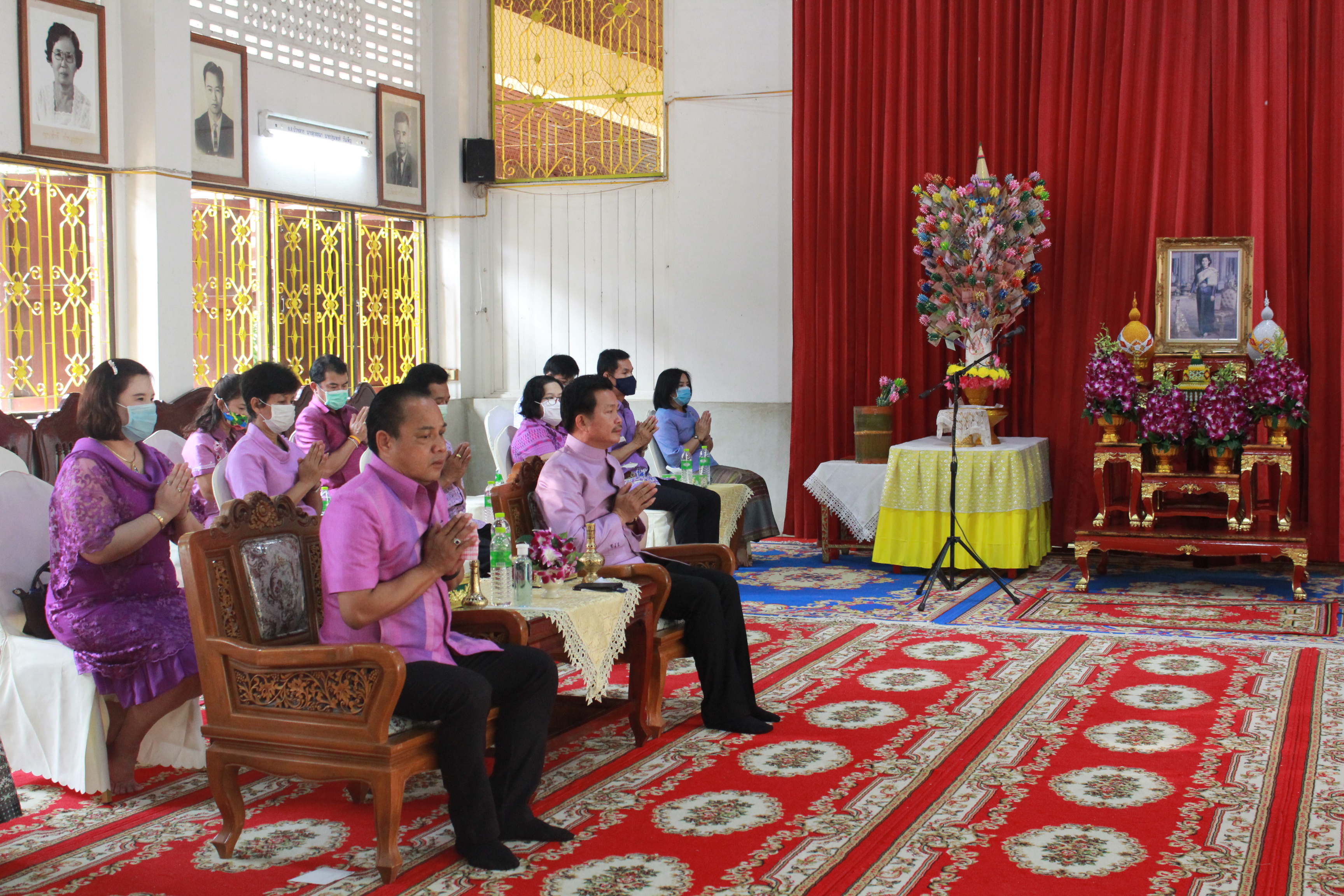 ราชบุรีทอดผ้าป่าสมทบกองทุนพัฒนาเด็กชนบท ปี 2563