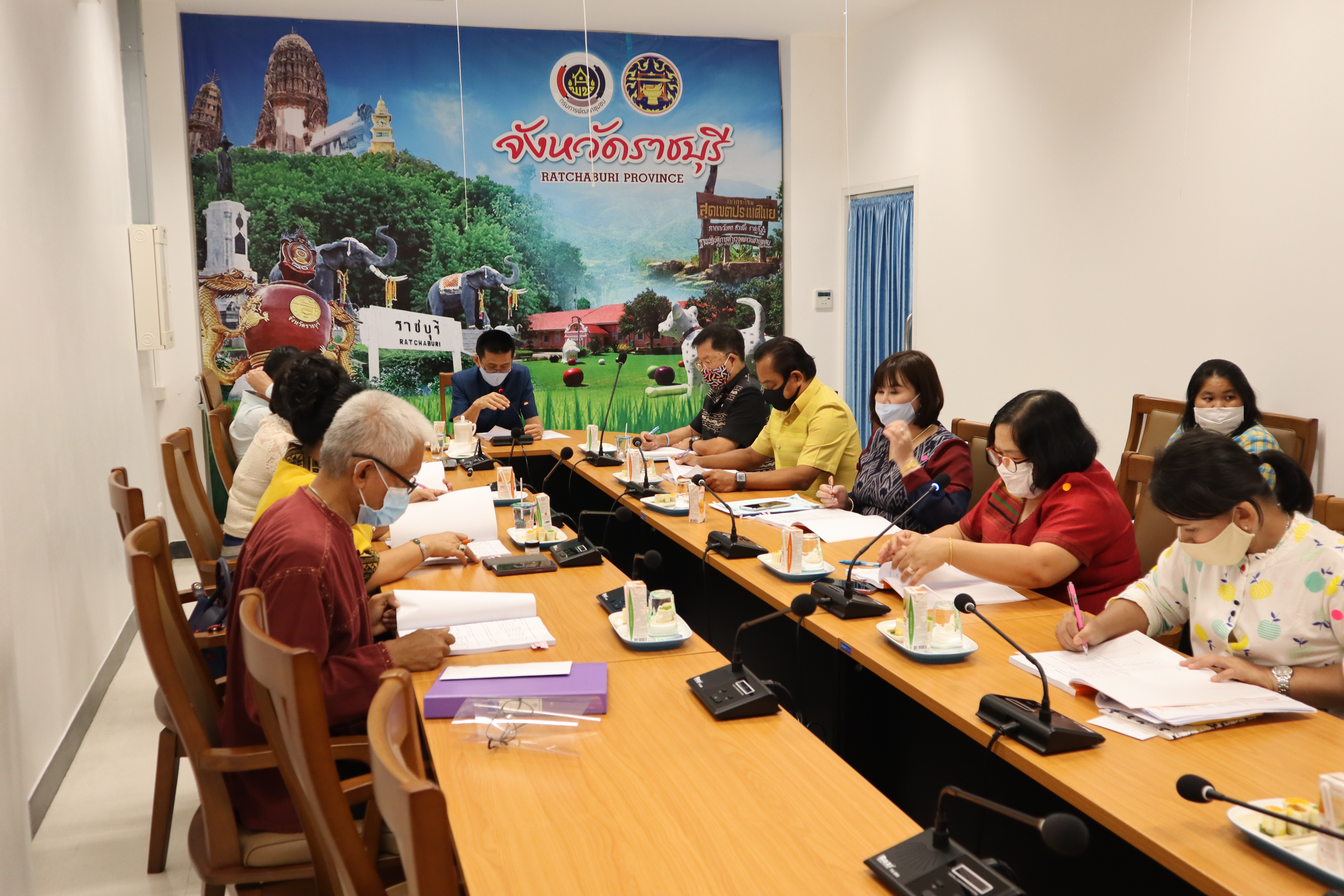 ราชบุรี “ประชุมคณะอนุกรรมการบริหารกองทุนพัฒนาบทบาทสตรี ครั้งที่ 6/2563”