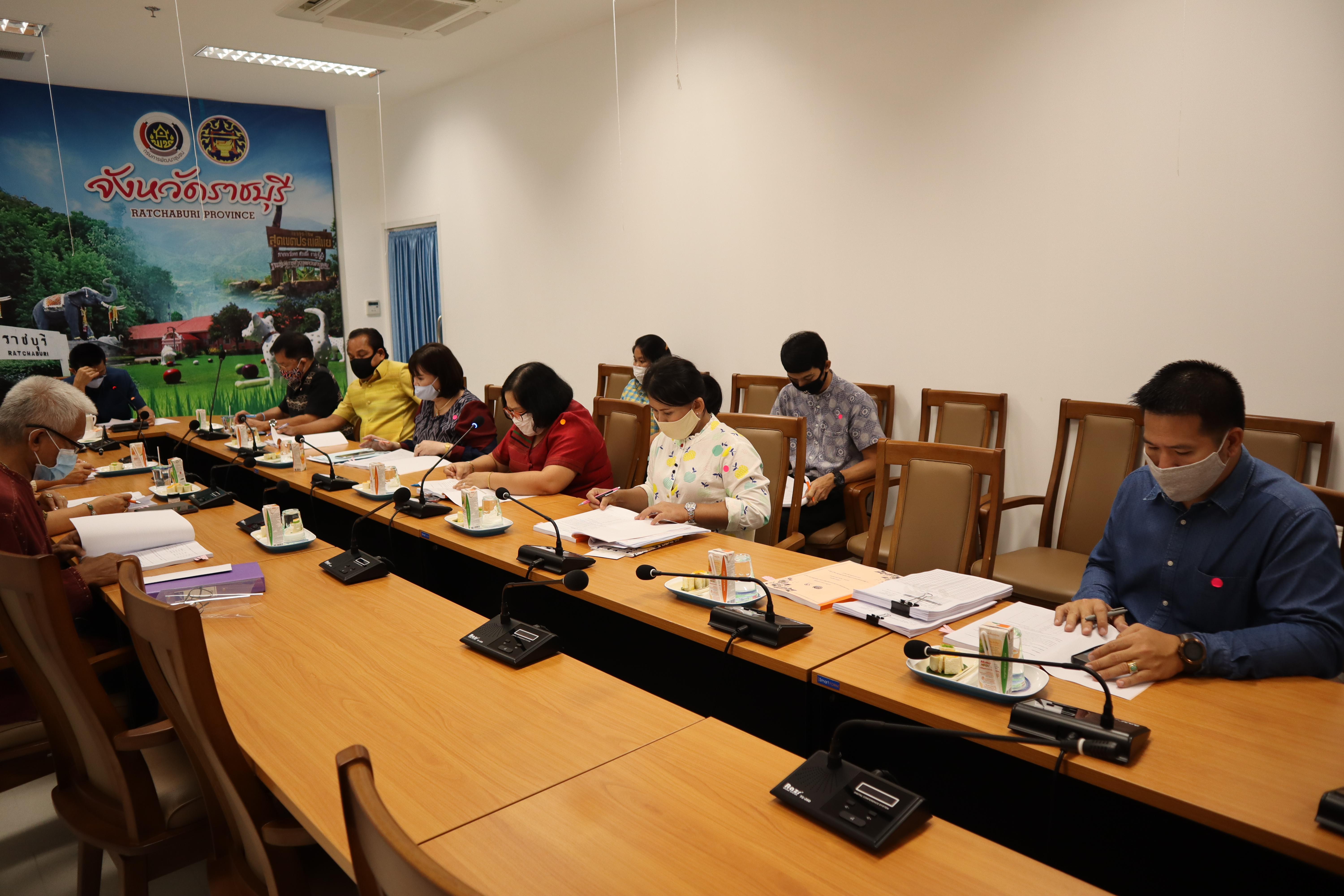 ราชบุรี “ประชุมคณะอนุกรรมการบริหารกองทุนพัฒนาบทบาทสตรี ครั้งที่ 6/2563”