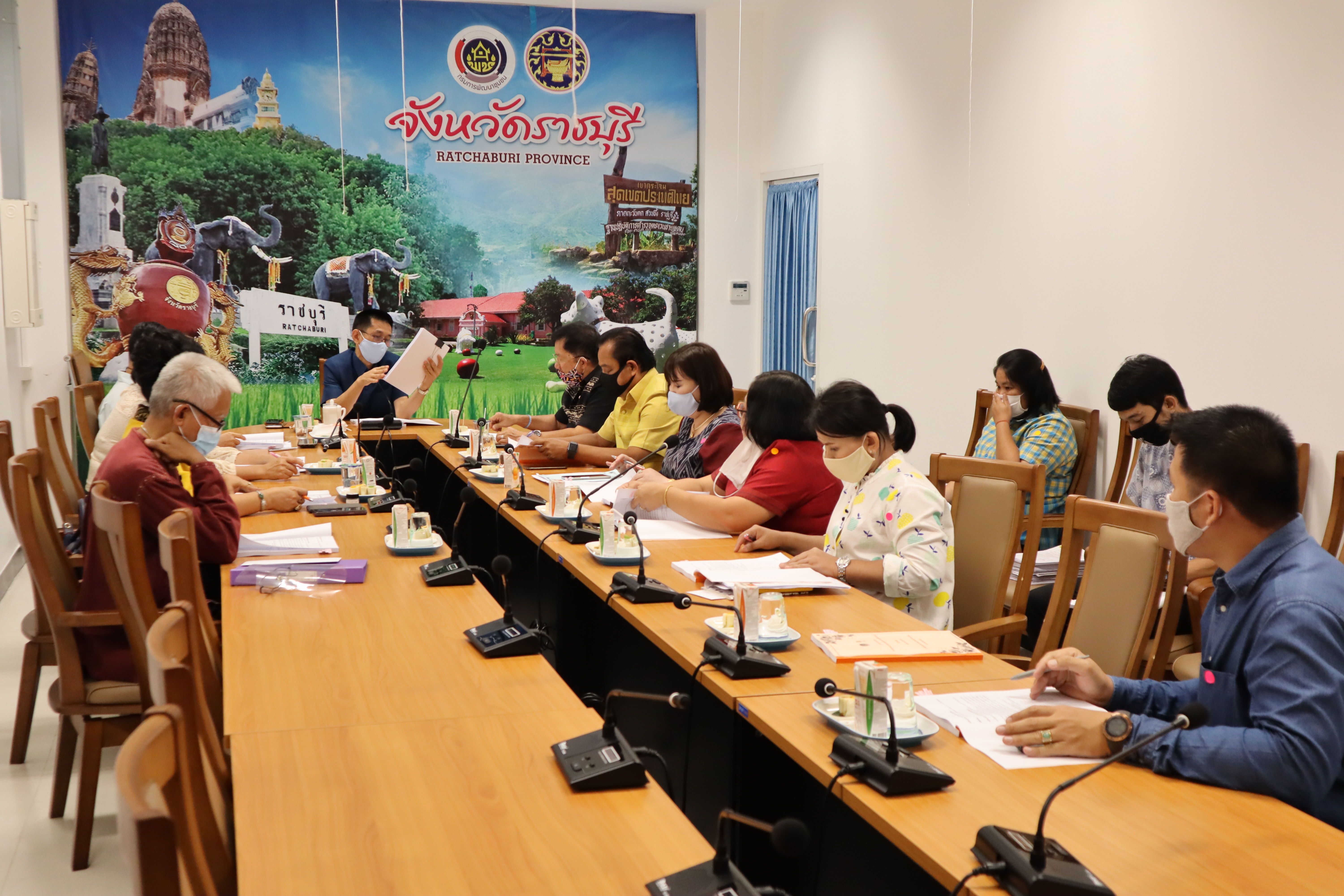 ราชบุรี “ประชุมคณะอนุกรรมการบริหารกองทุนพัฒนาบทบาทสตรี ครั้งที่ 6/2563”