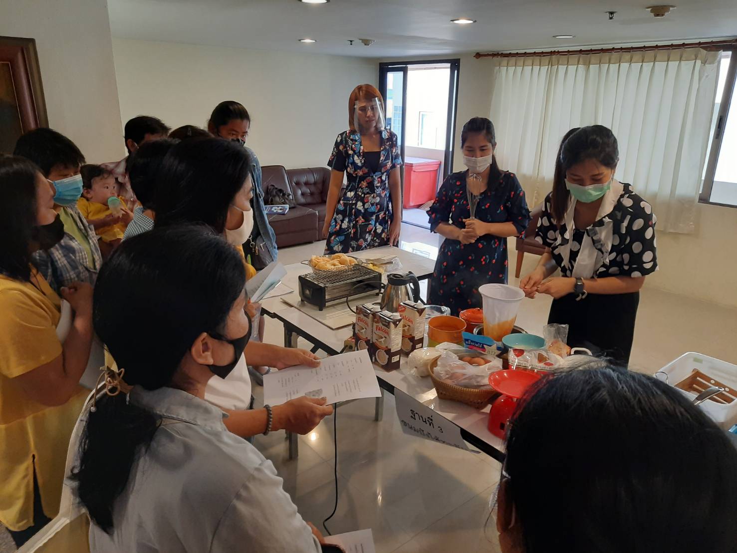 **ราชบุรีเสริมทักษะอาชีพสมาชิกกองทุนพัฒนาบทบาทสตรี**