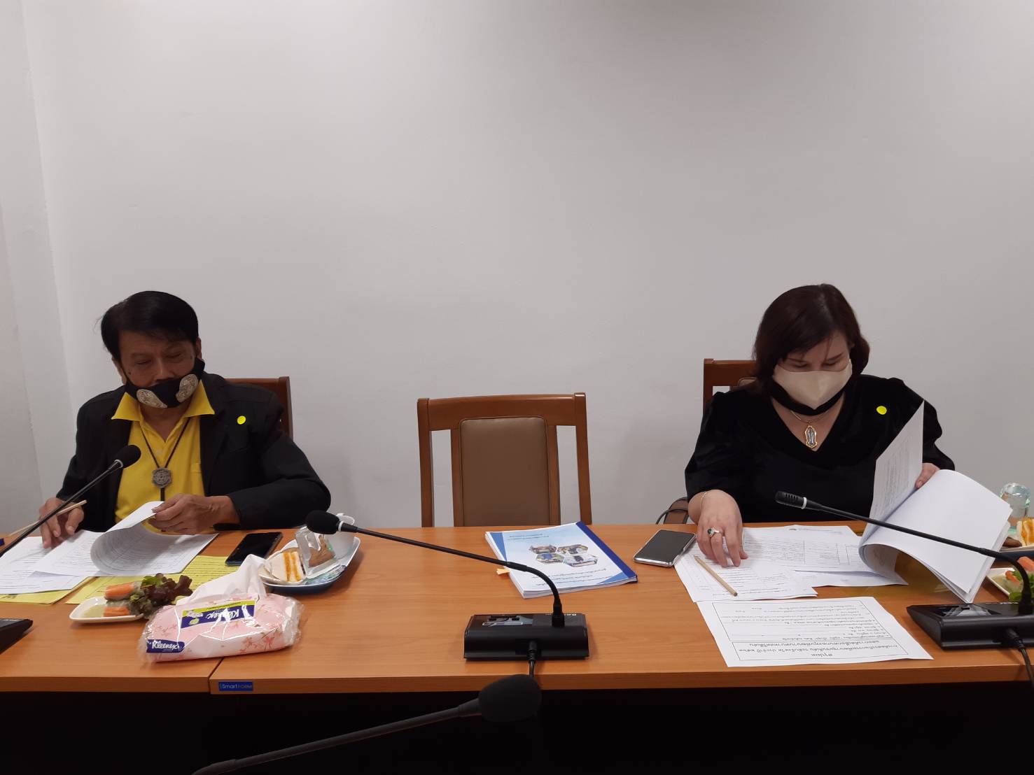 ราชบุรี “ประชุมกลั่นกรองกิจกรรมพัฒนาชุมชนดีเด่น ระดับจังหวัด ประจำปี 2563”