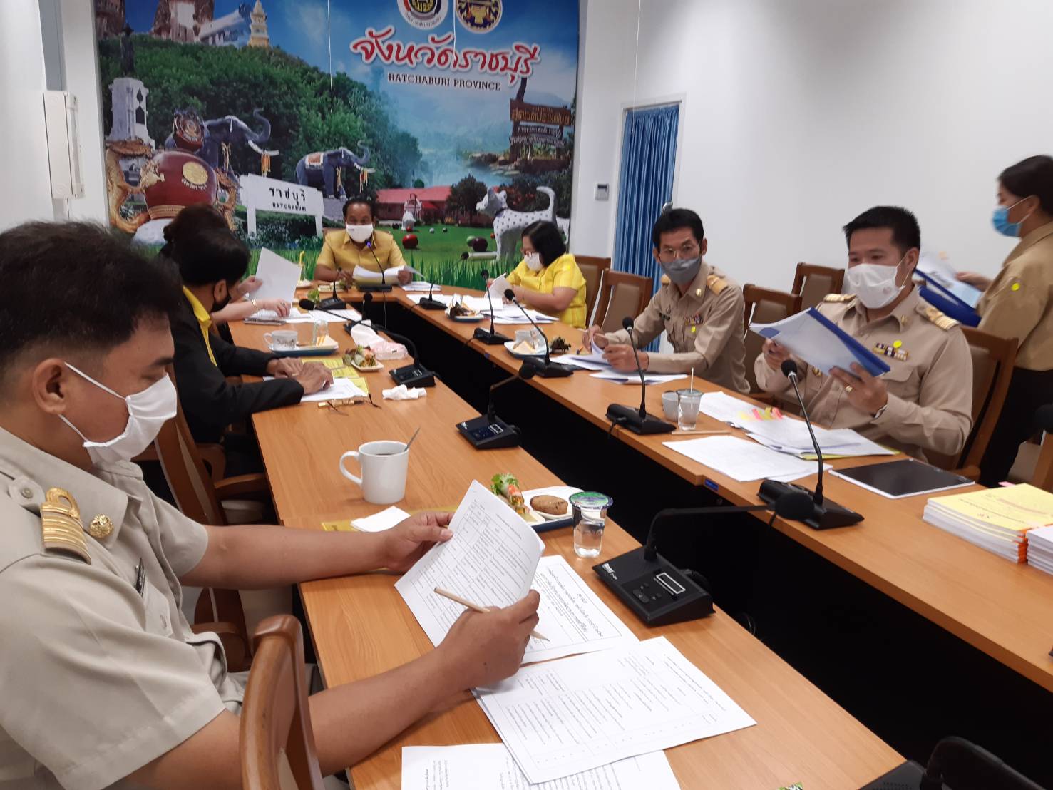 ราชบุรี “ประชุมกลั่นกรองกิจกรรมพัฒนาชุมชนดีเด่น ระดับจังหวัด ประจำปี 2563”