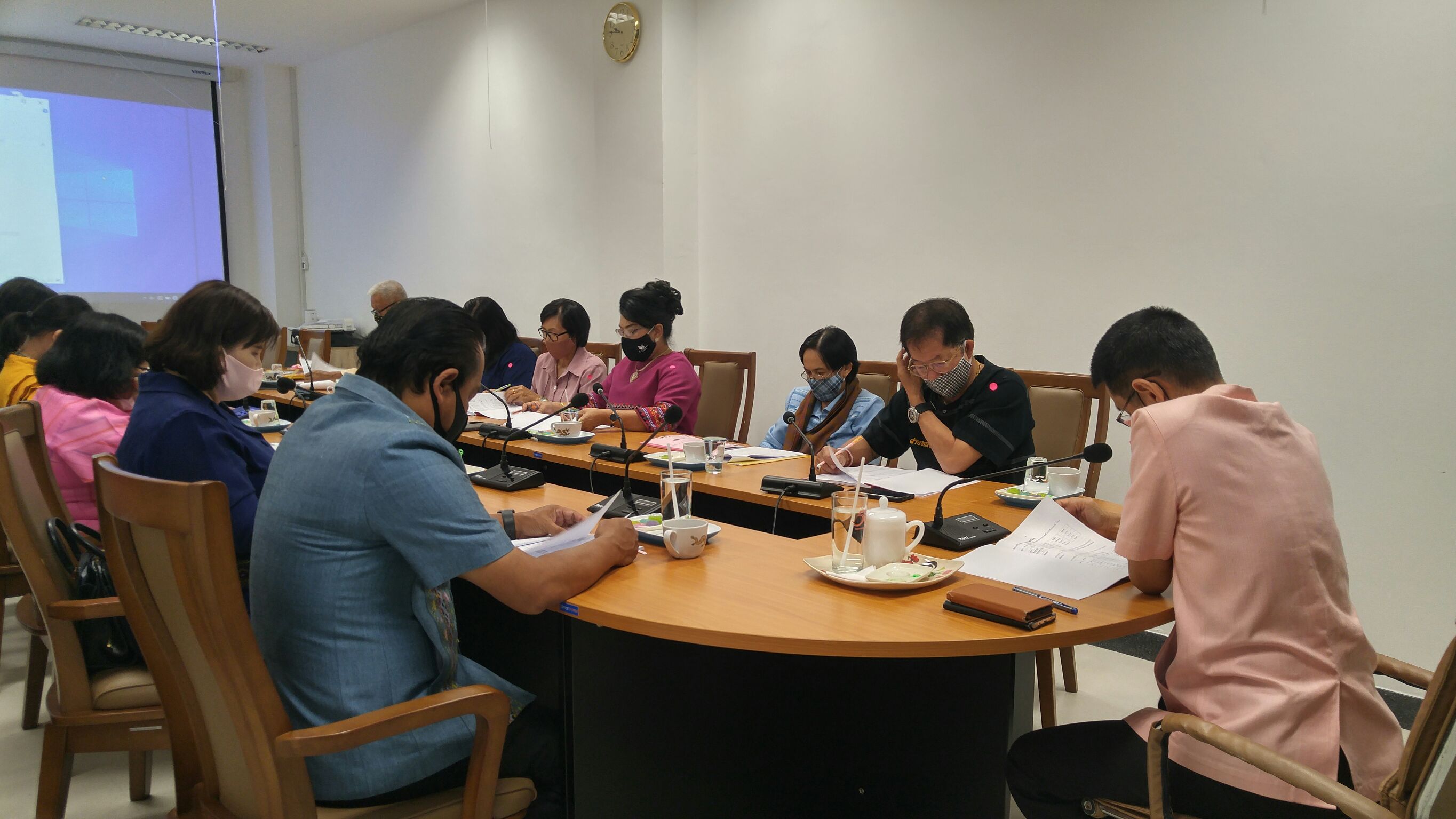 ราชบุรี “ประชุมคณะอนุกรรมการบริหารกองทุนพัฒนาบทบาทสตรี ครั้งที่ 7/2563”