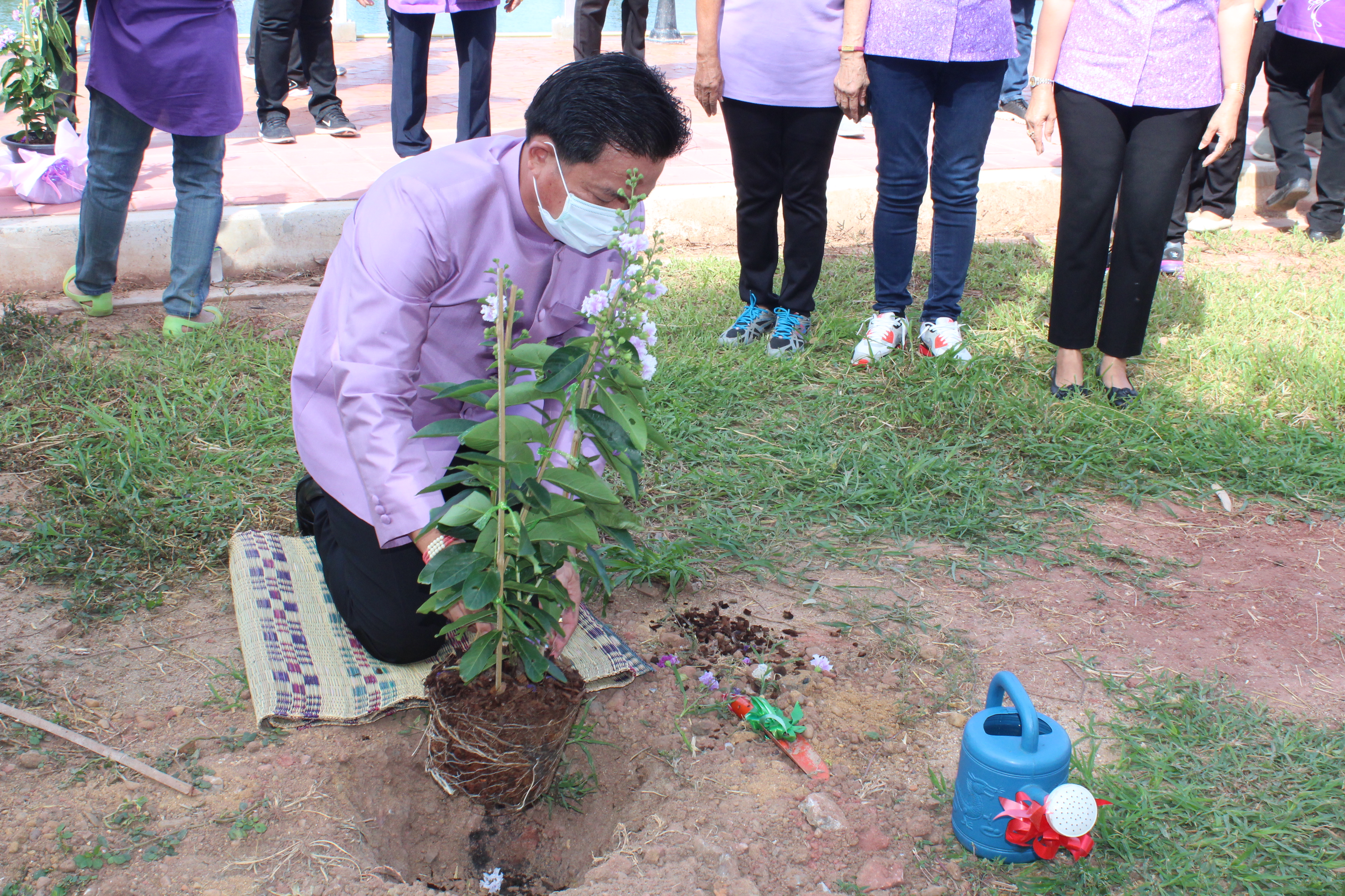ราชบุรีรวมพลังสตรีอาสาพัฒนา ปลูกป่าเฉลิมพระเกียรติ เนื่องในโอกาสวันเฉลิมพระชนมพรรษา สมเด็จพระนางเจ้าสุทิดา พัชรสุธาพิมลลักษณ์ พระบรมราชินี