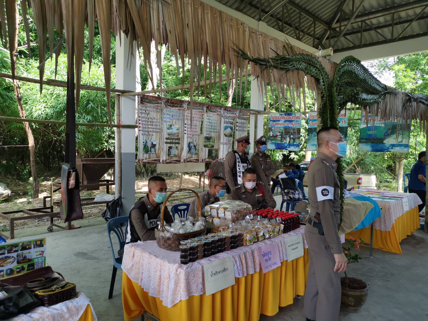 ราชบุรี ประกวดหมู่บ้านเศรษฐกิจพอเพียง “อยู่เย็น เป็นสุข” ดีเด่น ปี 2563