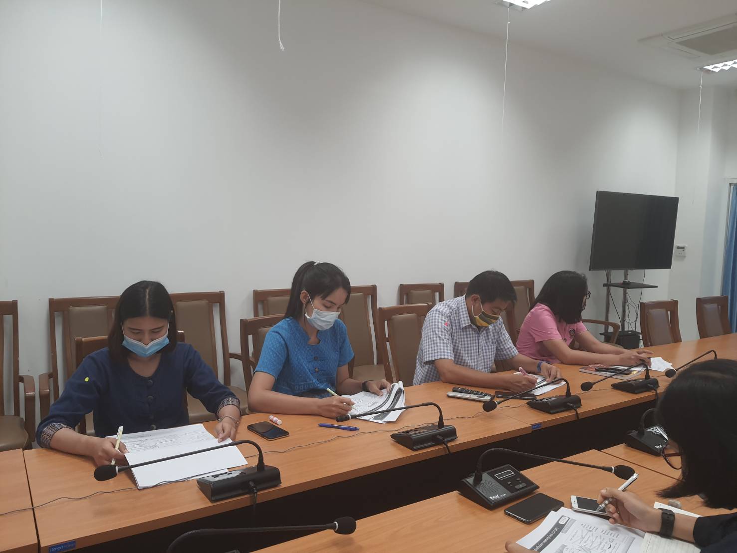 สพจ.ราชบุรี รับฟังการประชุมผ่านระบบวีดิทัศน์ทางไกล (Video Conference)