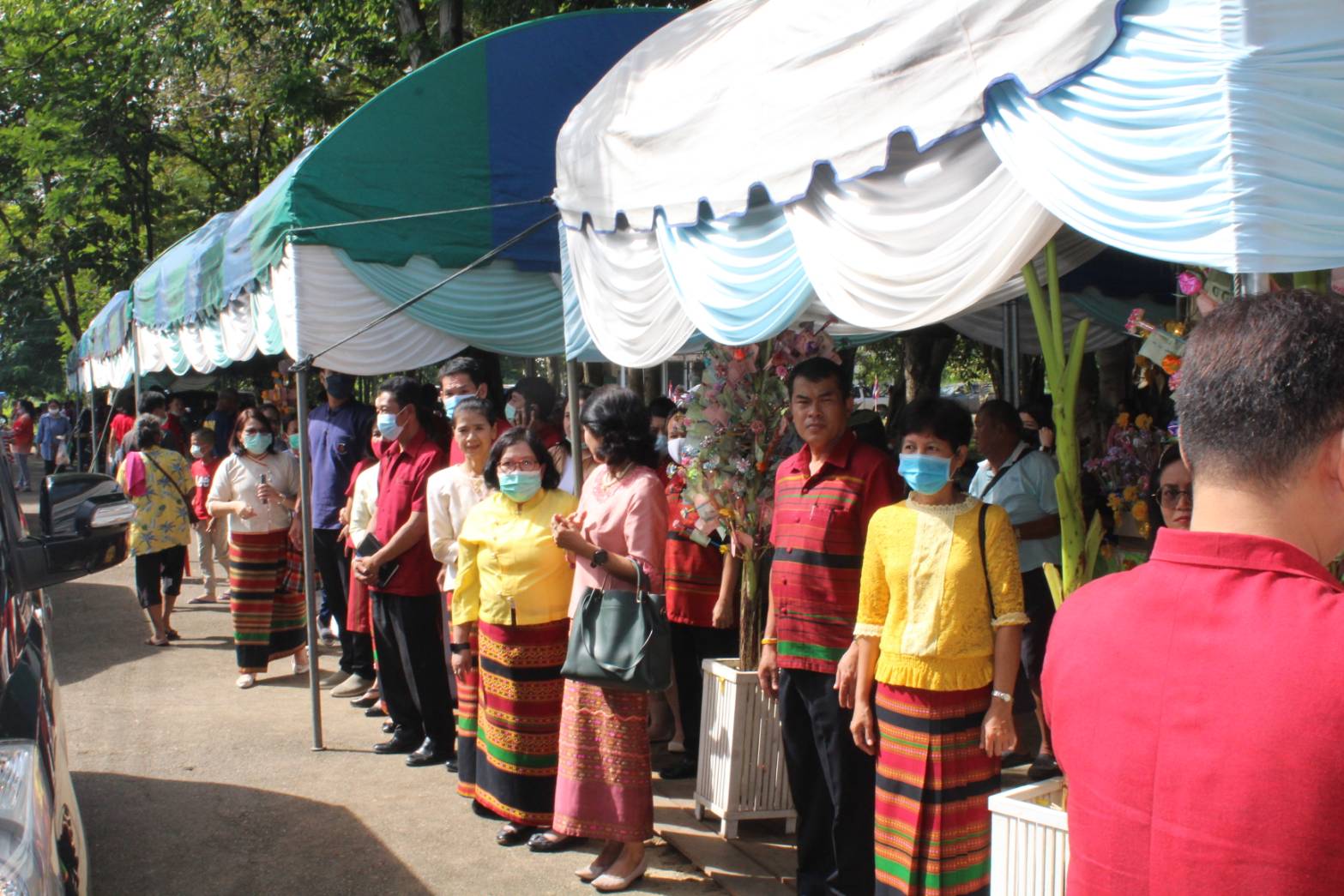 สพจ.ราชบุรี ร่วมถวายผ้าพระกฐิน