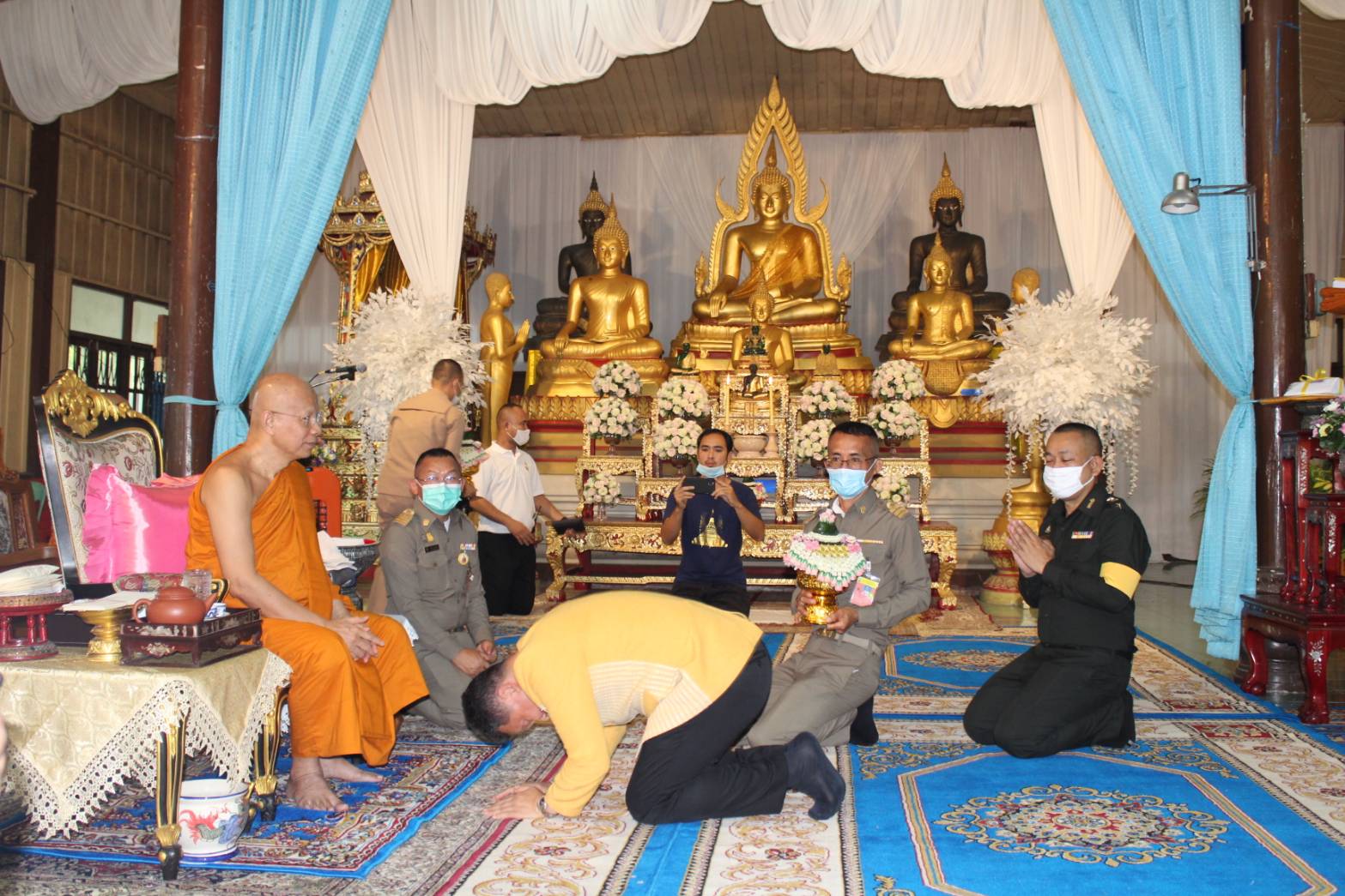 สพจ.ราชบุรี ร่วมถวายผ้าพระกฐิน