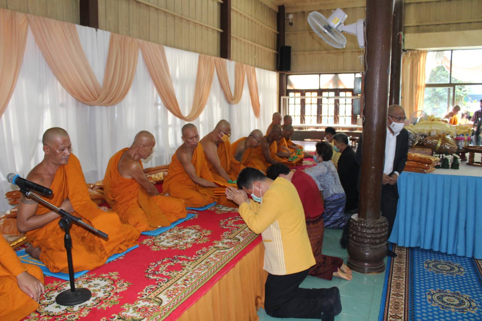 สพจ.ราชบุรี ร่วมถวายผ้าพระกฐิน