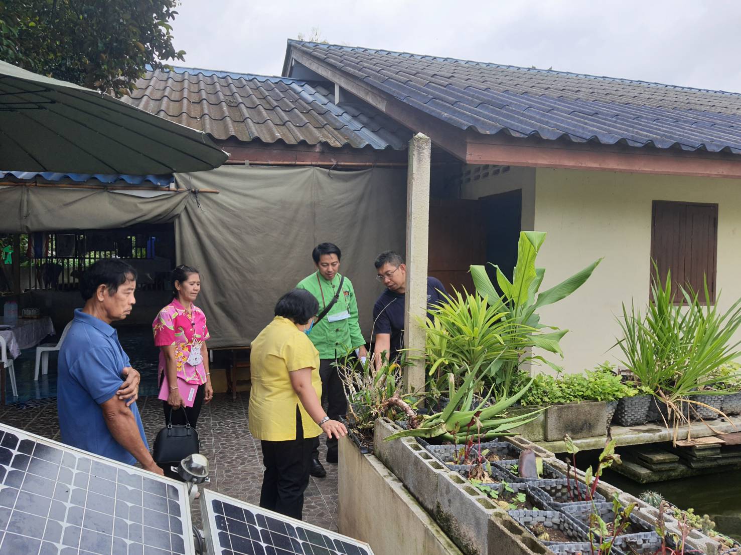 สพจ.ราชบุรี ติดตามสนับสนุนโครงการพัฒนาพื้นที่ต้นแบบการพัฒนาคุณภาพชีวิต ตามหลักทฤษฎีใหม่ ประยุกต์สู่ “โคก หนอง นา โมเดล”