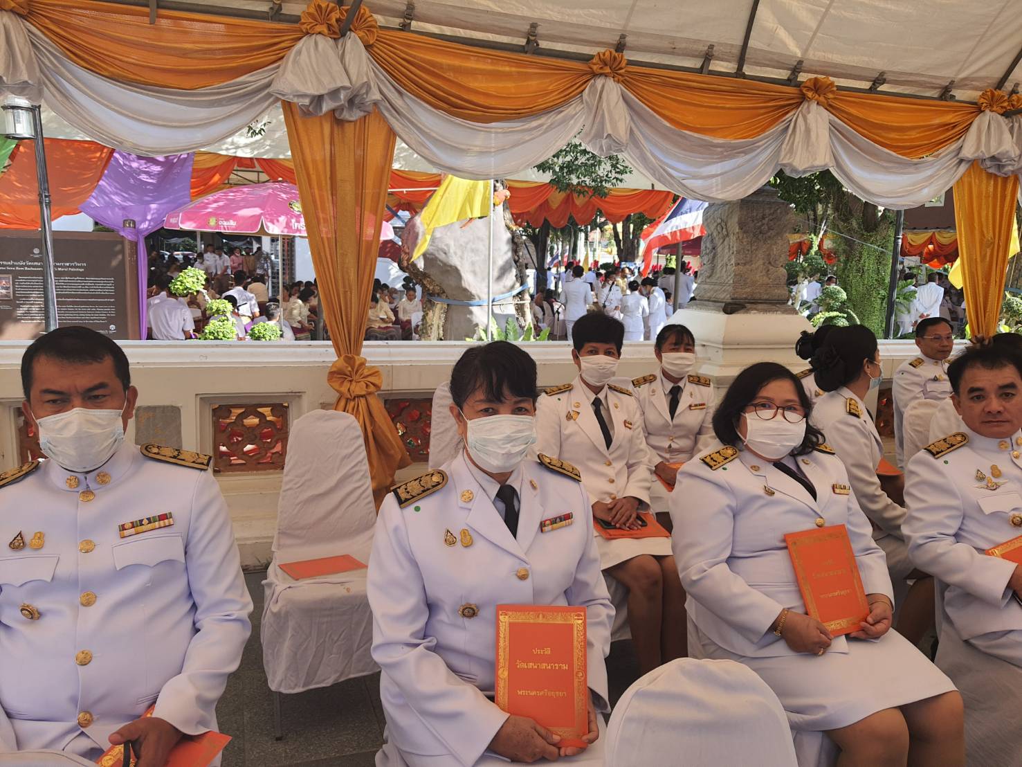 พช.ราชบุรี ร่วมพิธีถวายผ้าพระกฐินพระราชทานกรมการพัฒนาชุมชน ประจำปี พ.ศ. 2563