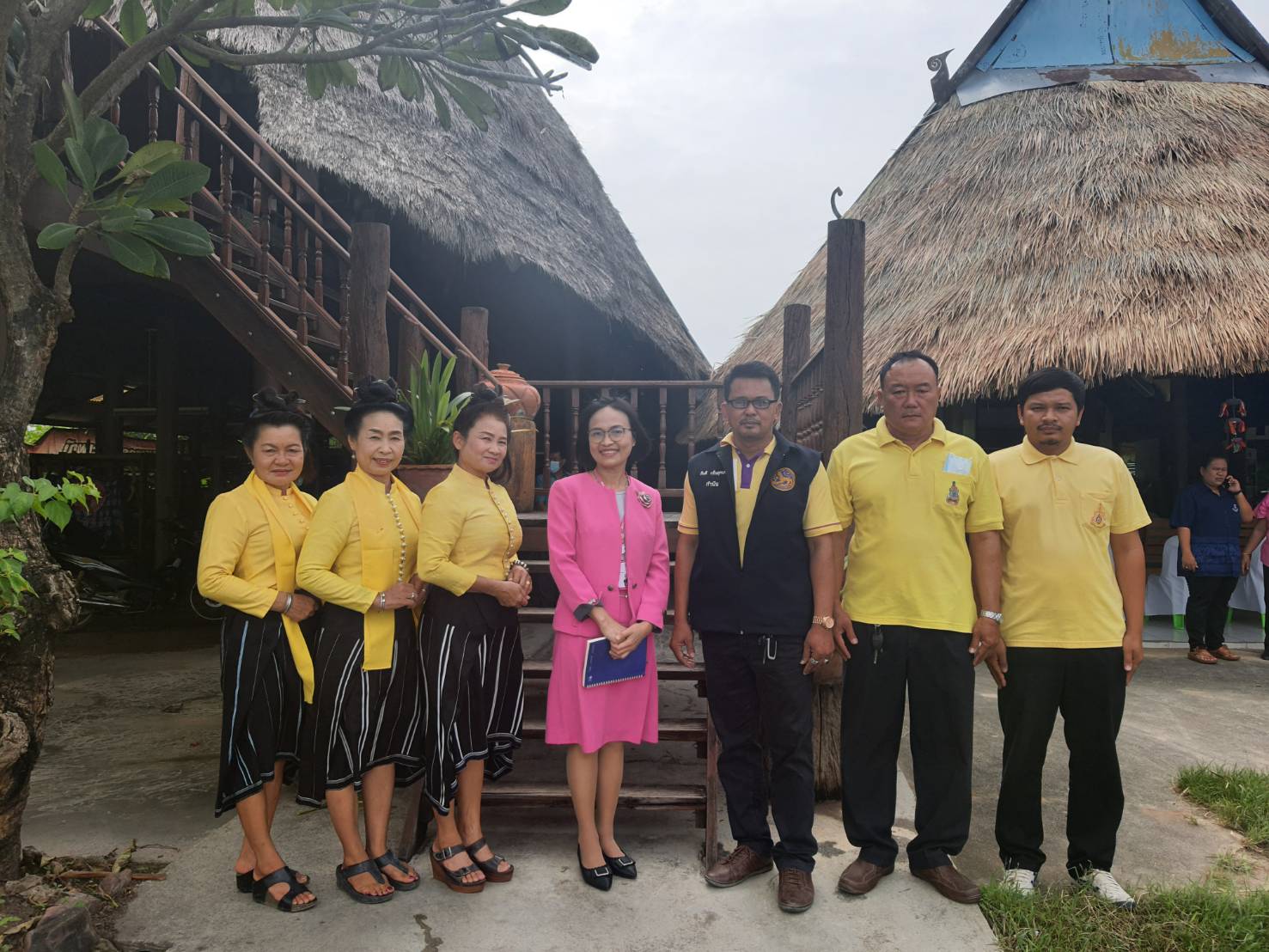 พช.ราชบุรี เปิดศูนย์จัดการกองทุนชุมชน