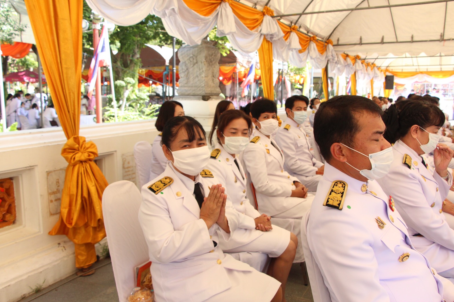 พช.ราชบุรี ร่วมพิธีถวายผ้าพระกฐินพระราชทานกรมการพัฒนาชุมชน ประจำปี พ.ศ. 2563