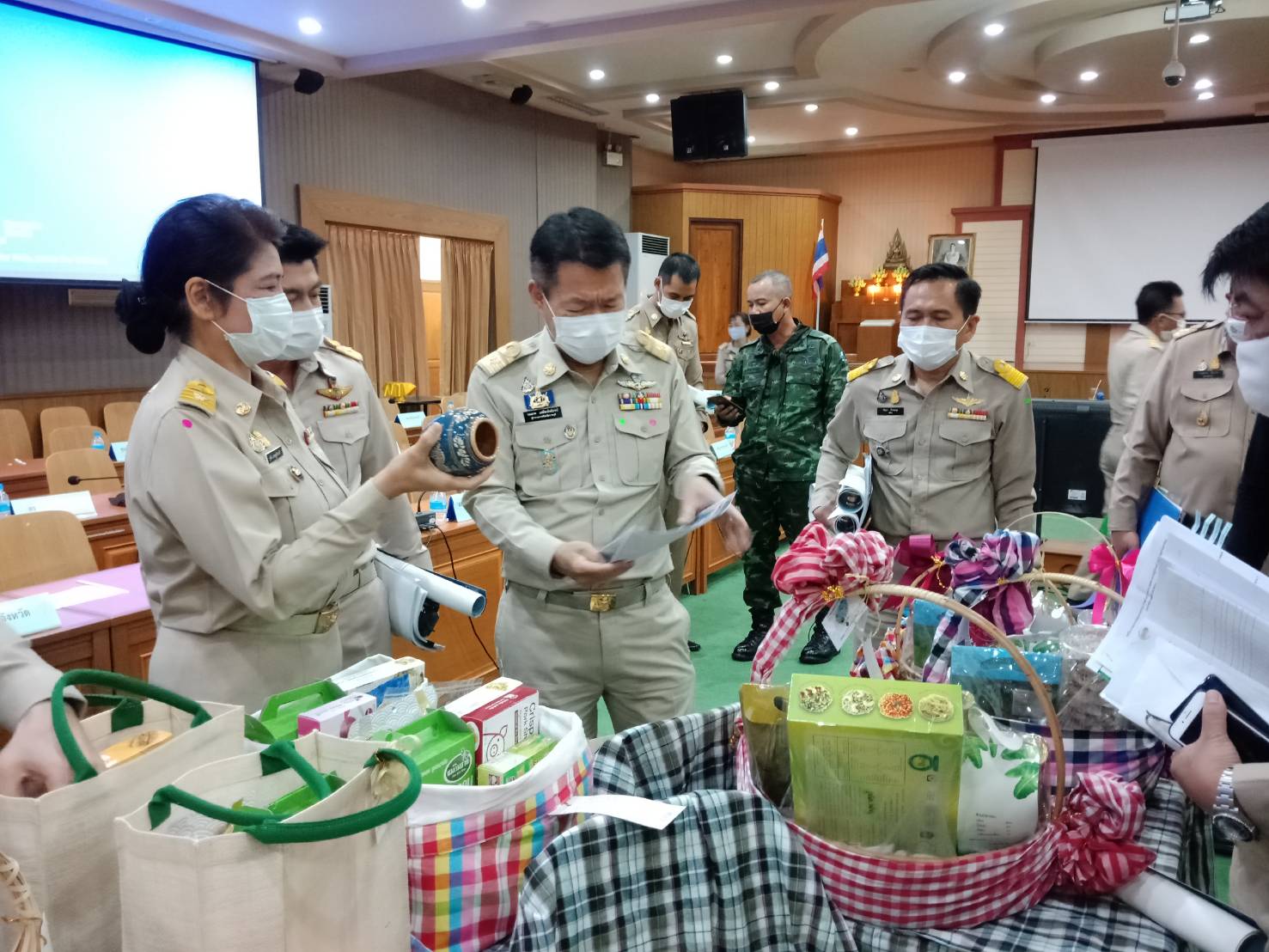 พช.ราชบุรี ประชุมหัวหน้าส่วนราชการจังหวัดราชบุรี ครั้งที่ 11/2563 ประจำเดือนพฤศจิกายน 2563