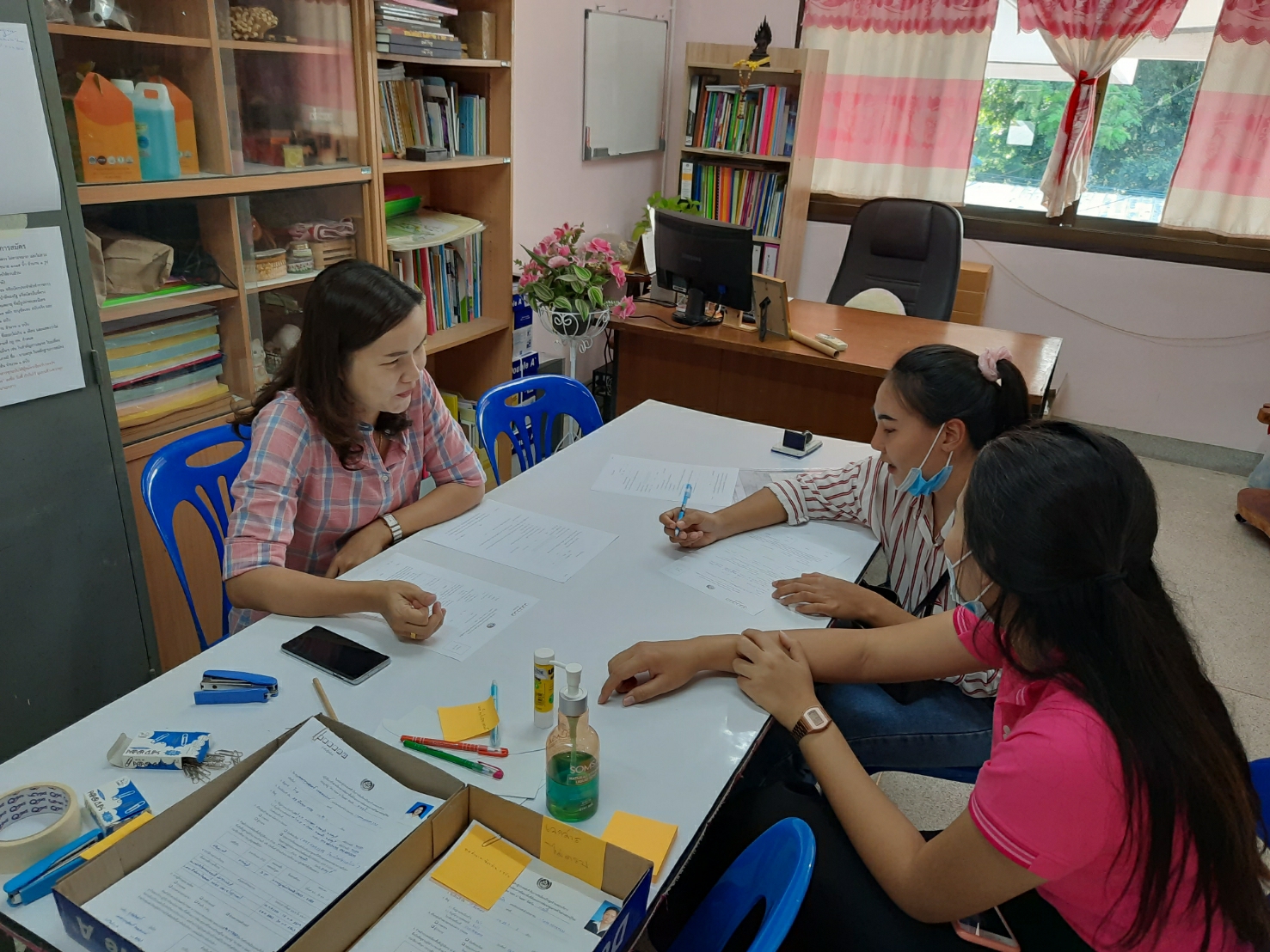 พช.ราชบุรี รับสมัครเข้ารับการคัดเลือกเป็นลูกจ้างเหมาบริการ ปฏิบัติภารกิจตามโครงการพัฒนาพื้นที่ต้นแบบการพัฒนาคุณภาพชีวิตตามทฤษฎีใหม่ ประยุกต์สู่ “โคก หนอง นา โมเดล”