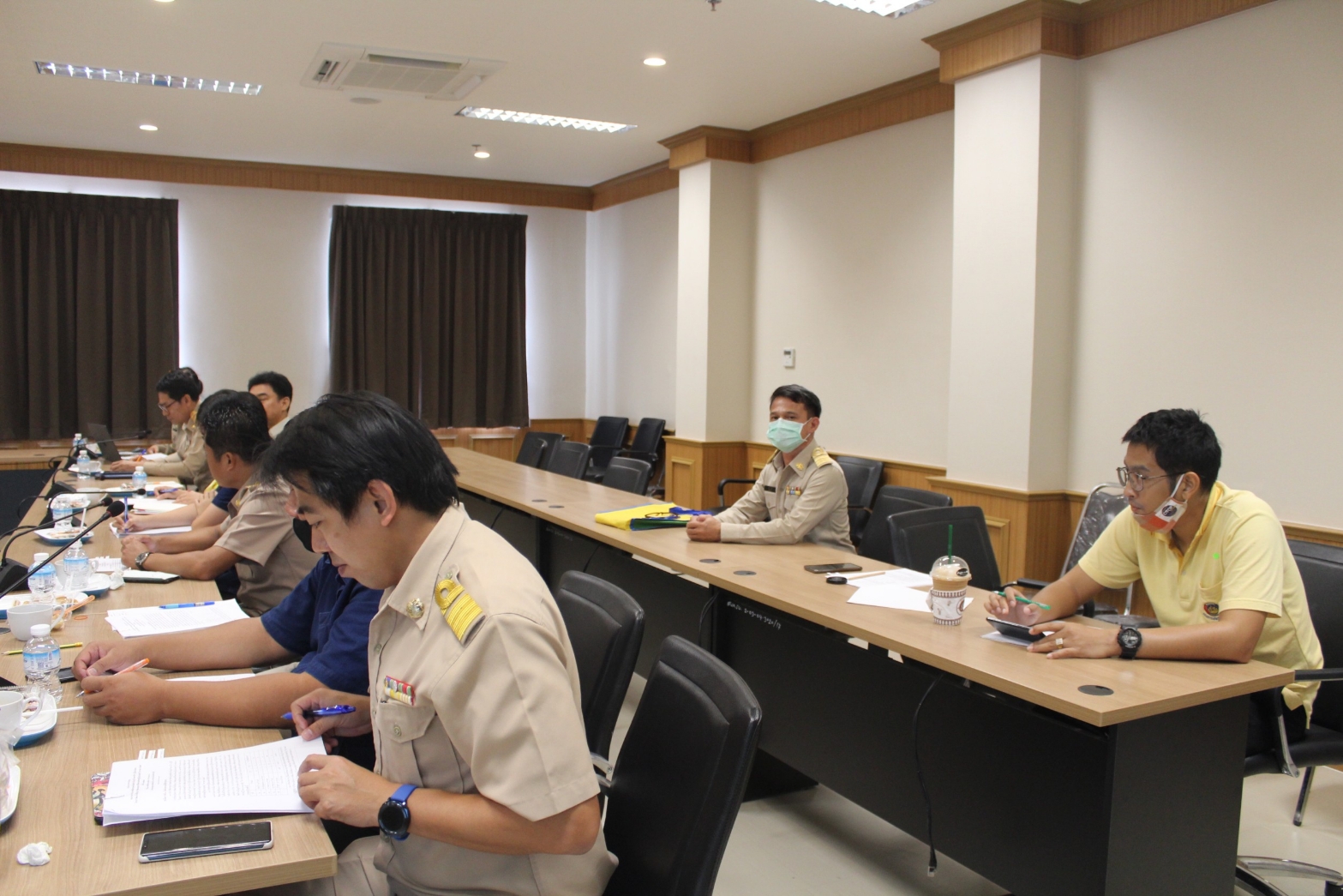 ? พช.ราชบุรี​ ประชุมเตรียมความพร้อม ผู้เกี่ยวข้องและคณะกรรมการสอบสัมภาษณ์ลูกจ้างเหมาบริการ ปฏิบัติภารกิจตามโครงการพัฒนาพื้นที่ต้นแบบการพัฒนาคุณภาพชีวิตตามหลักทฤษฎีใหม่ ประยุกต์สู่ “โคก หนอง นา โมเดล ” (งบเงินกู้เพื่อแก้ไขปัญหา เยี่ยวยา และฟื้นฟูเศรษฐกิจและสังคม ที่ได้รับผลกระทบจากการระบาดของโรคติดเชื้อไวรัสโคโรนา 2019 ระยะที่ 1)