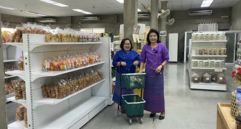 พจ.ราชบุรี​ พร้อมทีมงาน ลงพื้นที่เยี่ยมชมให้กำลังใจ บริษัท ราชบุรี โอทอป อินเตอร์เทรดเดอร์ จำกัด