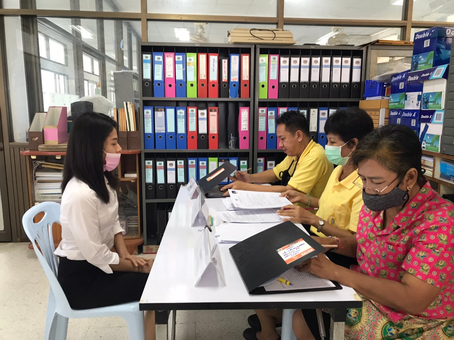 ? พจ.ราชบุรี​ พร้อมทีมงานลงพื้นที่ติดตาม สังเกตการณ์การดำเนินการคัดเลือกบุคคลเพื่อจัดจ้างเป็นลูกจ้างเหมาบริการฯ โดยวิธีการสอบสัมภาษณ์