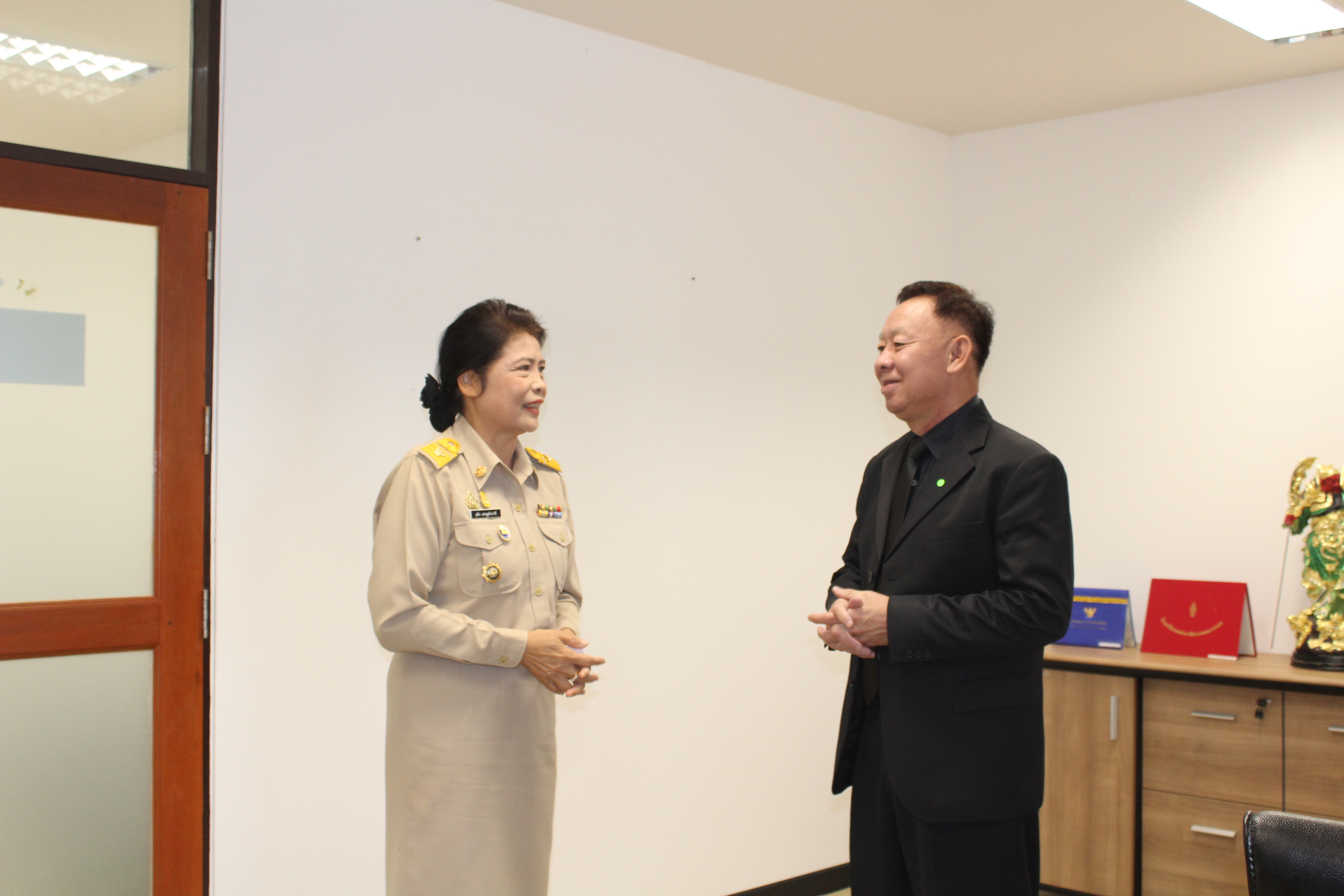 พจ.ราชบุรี รายงานตัวเข้ารับตำแหน่งพัฒนาการจังหวัดราชบุรีต่อผู้บริหารระดับจังหวัด