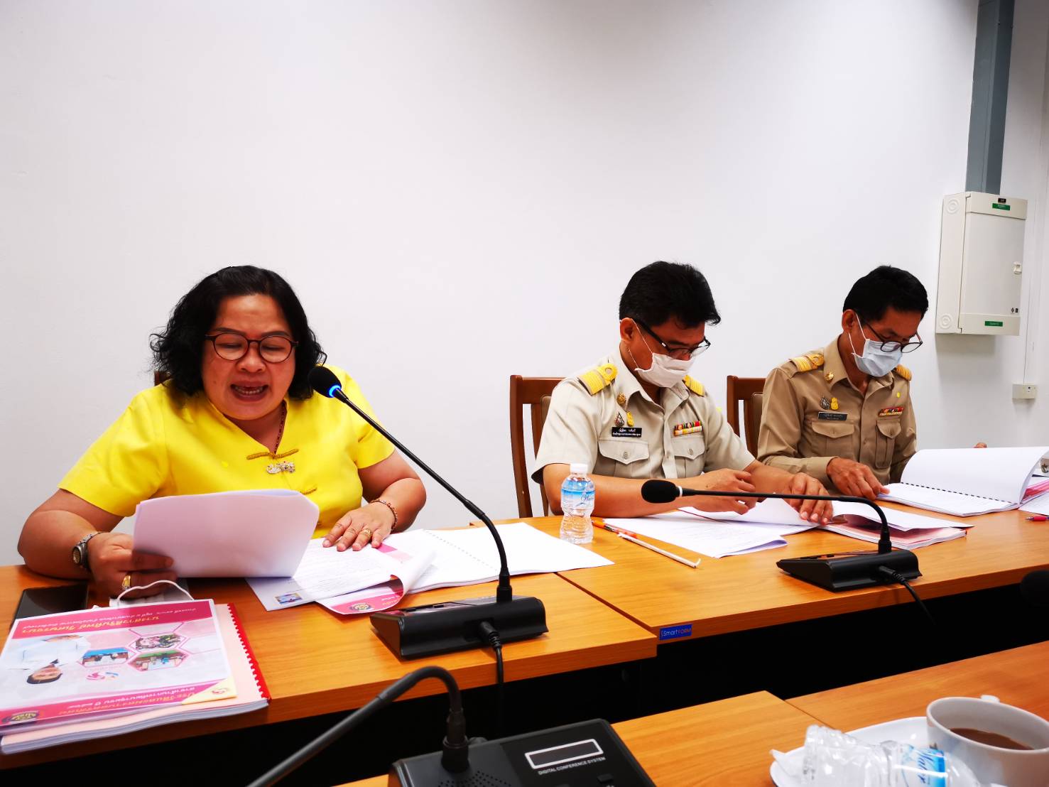 ? พช.ราชบุรี จัดประชุมคัดเลือกสตรีดีเด่นด้านการพัฒนาชุมชน ประจำปี 2564