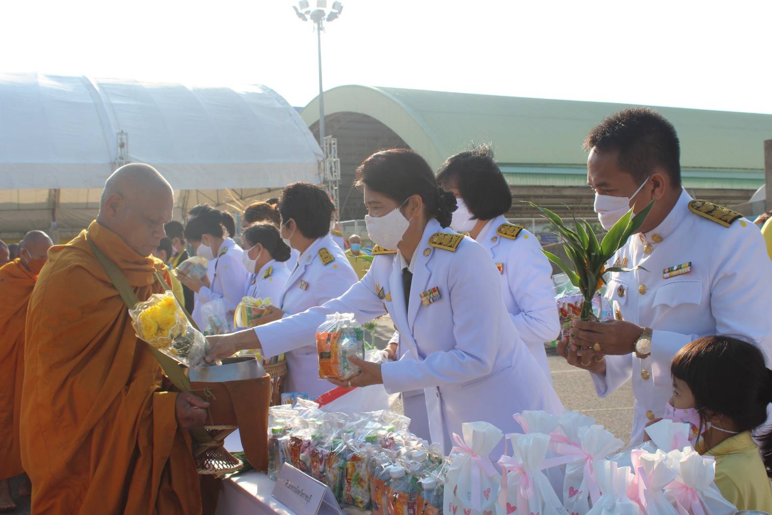 ? พช.ราชบุรี ร่วมกิจกรรมเนื่องในวันวันคล้ายวันพระบรมราชสมภพ พระบาทสมเด็จพระบรมชนกาธิเบศร มหาภูมิพลอดุลยเดชมหาราช บรมนาถบพิตร วันชาติ และวันพ่อแห่งชาติ 5 ธันวาคม 2563