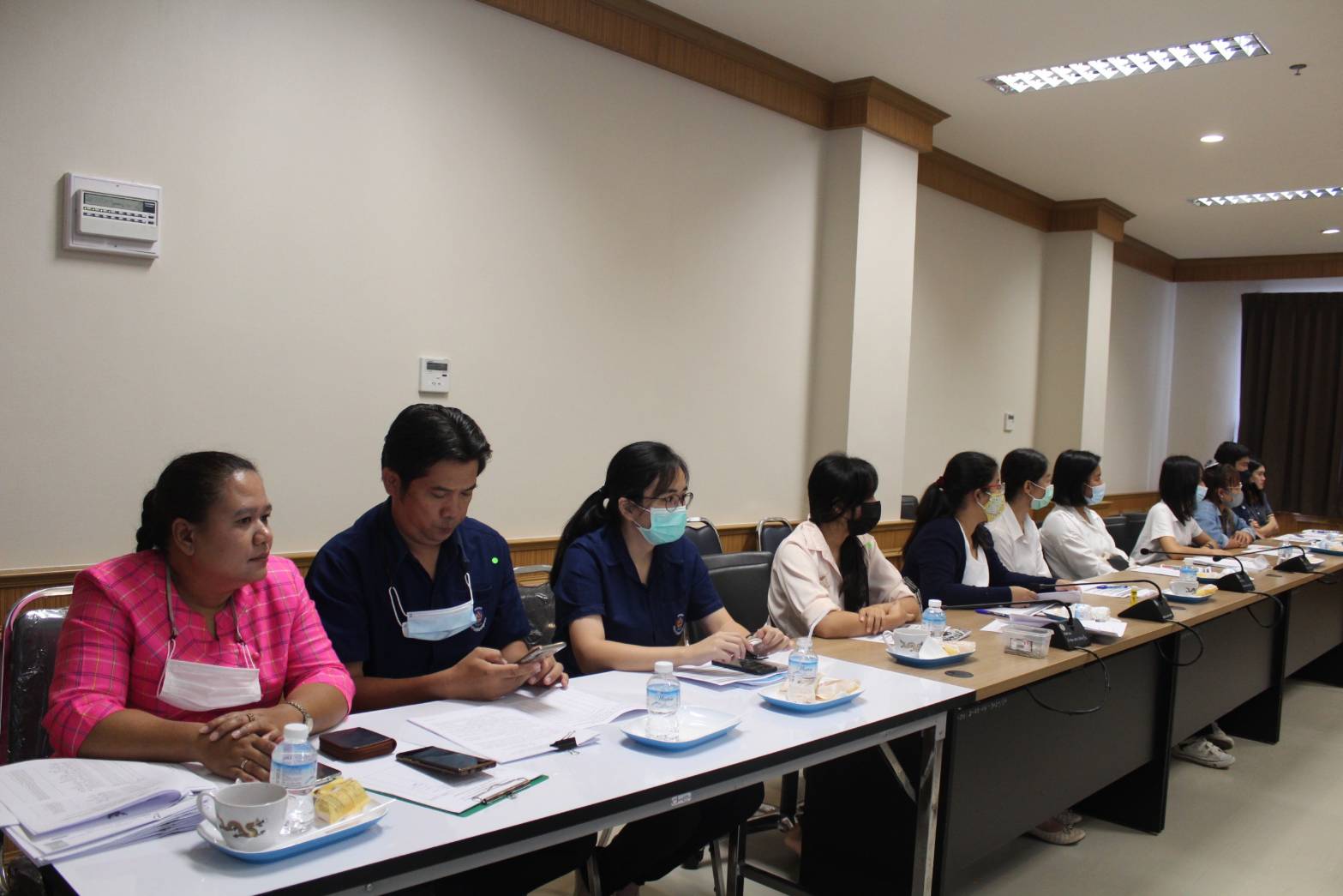 ? พช.ราชบุรี ปฐมนิเทศลูกจ้างเหมาบริการ ปฏิบัติภารกิจตามโครงการพัฒนาพื้นที่ต้นแบบการพัฒนาคุณภาพชีวิตตามหลักทฤษฎีใหม่ ประยุกต์สู่ “โคก หนอง นา โมเดล ” (งบเงินกู้เพื่อแก้ไขปัญหา เยี่ยวยา และฟื้นฟูเศรษฐกิจและสังคม ที่ได้รับผลกระทบจากการระบาดของโรคติดเชื้อไวรัสโคโรนา 2019 ระยะที่ 1)