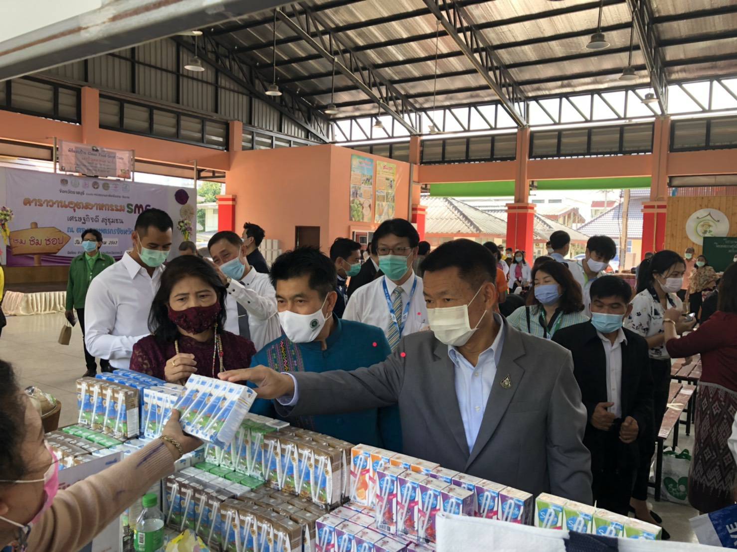 ? จังหวัดราชบุรี จัดคาราวานอุตสาหกรรม กระตุ้นเศรษฐกิจสู่ชุมชน