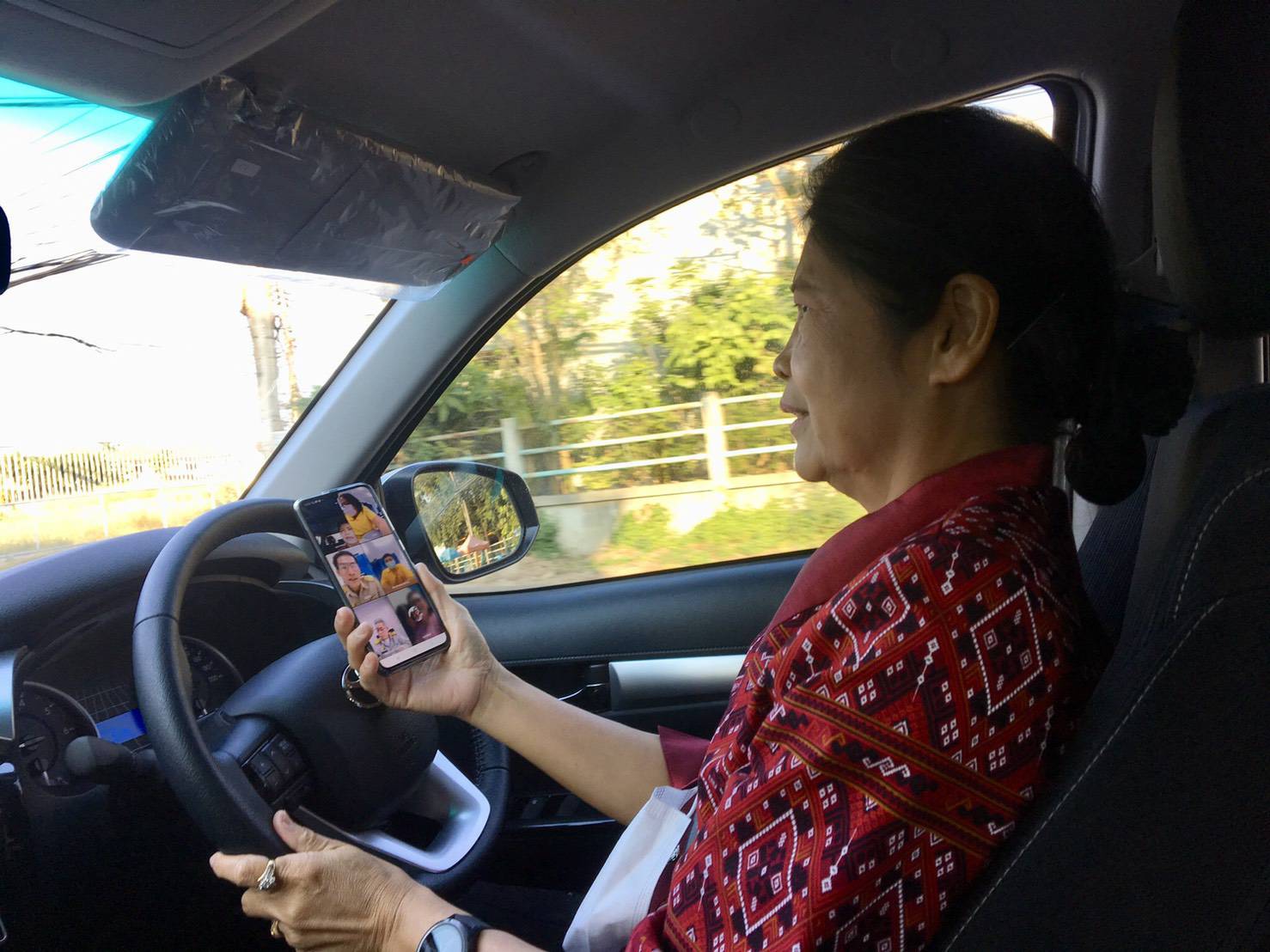 ? “พช.ราชบุรี การ์ดไม่ตก” จัดประชุมผู้บริหารงานพัฒนาชุมชน (ผู้อำนวยการทุกกลุ่มงานฯ พัฒนาการอำเภอทุกอำเภอ) ผ่านระบบ LINE Meeting