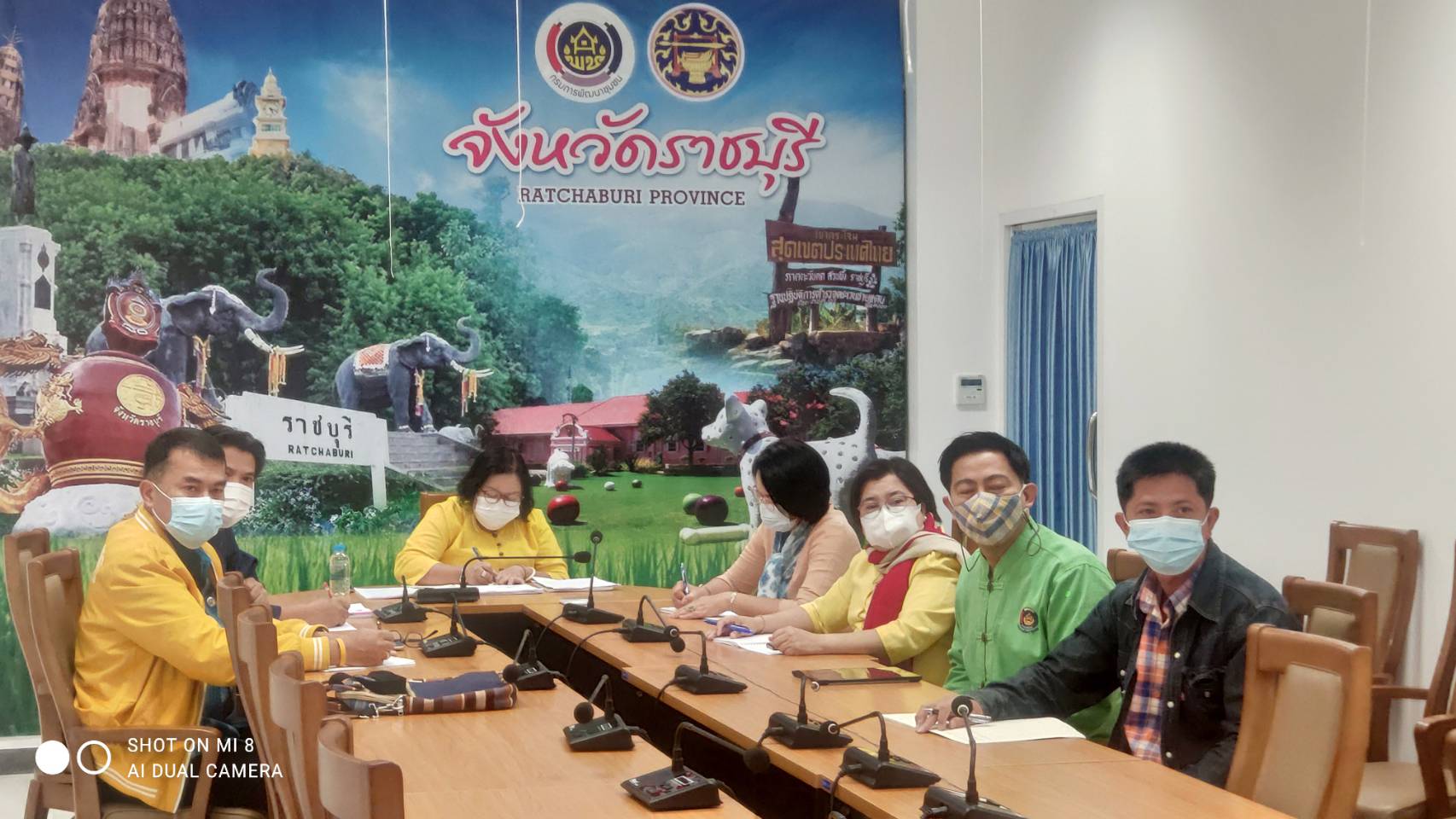 ? พช.ราชบุรี ร่วมรับฟังการประชุมขับเคลื่อนการดำเนินงานโครงการพัฒนาพื้นที่ต้นแบบการพัฒนาคุณภาพชีวิตตามหลักทฤษฎีใหม่ ประยุกต์สู่ “โคก หนอง นา โมเดล” ผ่านระบบวีดิทัศน์ทางไกล (Video Conference)