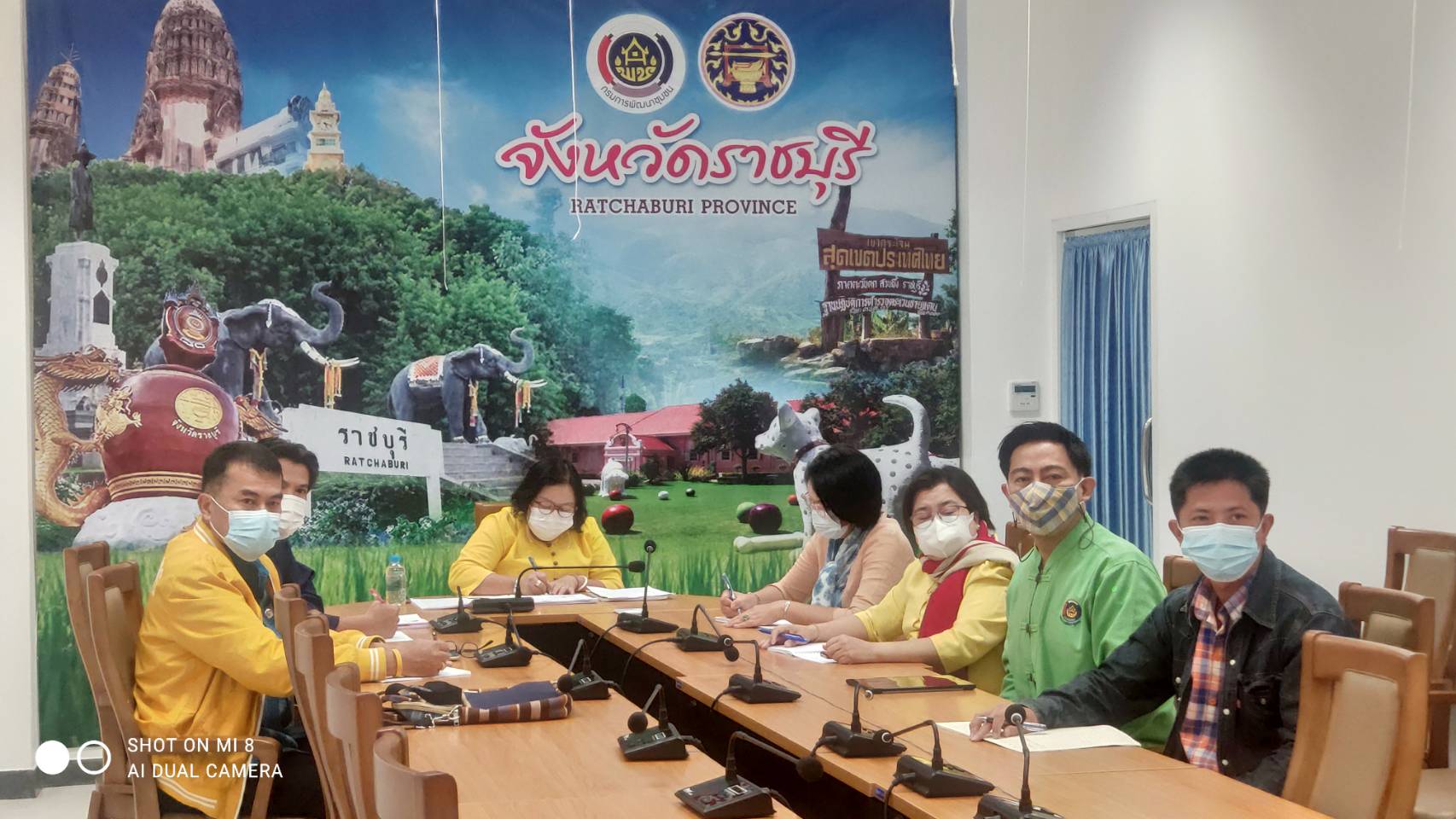 ? พช.ราชบุรี ร่วมรับฟังการประชุมขับเคลื่อนการดำเนินงานโครงการพัฒนาพื้นที่ต้นแบบการพัฒนาคุณภาพชีวิตตามหลักทฤษฎีใหม่ ประยุกต์สู่ “โคก หนอง นา โมเดล” ผ่านระบบวีดิทัศน์ทางไกล (Video Conference)