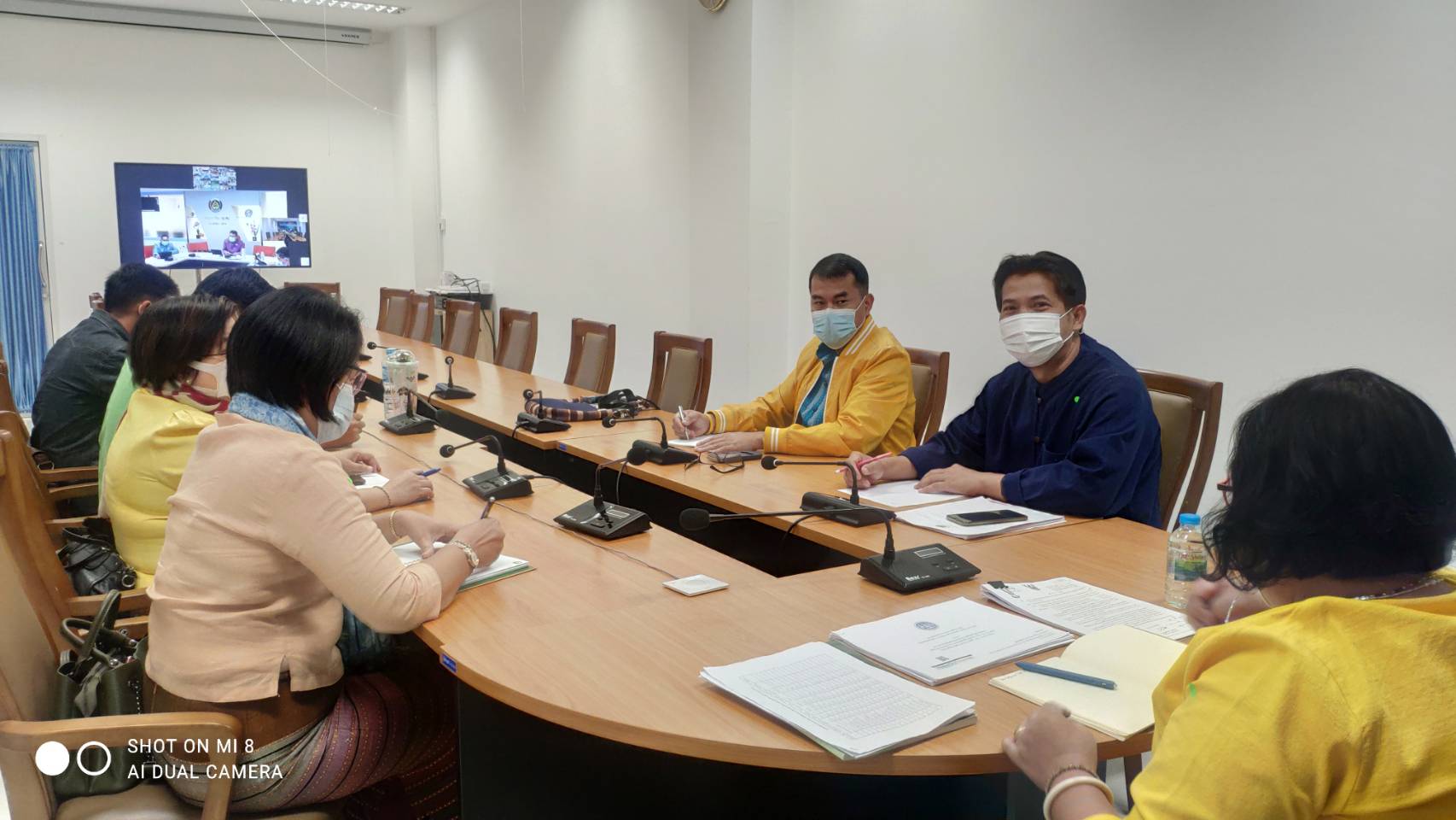 ? พช.ราชบุรี ร่วมรับฟังการประชุมขับเคลื่อนการดำเนินงานโครงการพัฒนาพื้นที่ต้นแบบการพัฒนาคุณภาพชีวิตตามหลักทฤษฎีใหม่ ประยุกต์สู่ “โคก หนอง นา โมเดล” ผ่านระบบวีดิทัศน์ทางไกล (Video Conference)