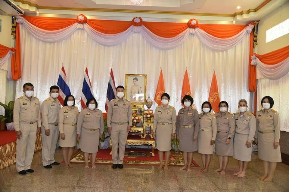 ? จังหวัดราชบุรี ประกอบพิธีลงนามถวายพระพรชัยมงคลสมเด็จพระเจ้าลูกเธอ เจ้าฟ้าสิริวัณณวรี นารีรัตนราชกัญญา เนื่องในโอกาสวันคล้ายวันประสูติ 8 มกราคม 2564 และพิธีมอบแบบลายผ้ามัดหมี่ ชื่อลาย “ผ้ามัดหมี่ลายขอเจ้าฟ้าสิริวัณณวรีฯ” แก่ผู้แทนกลุ่มทอผ้า และผู้ผลิตผู้ประกอบการ OTOP จังหวัดราชบุรี