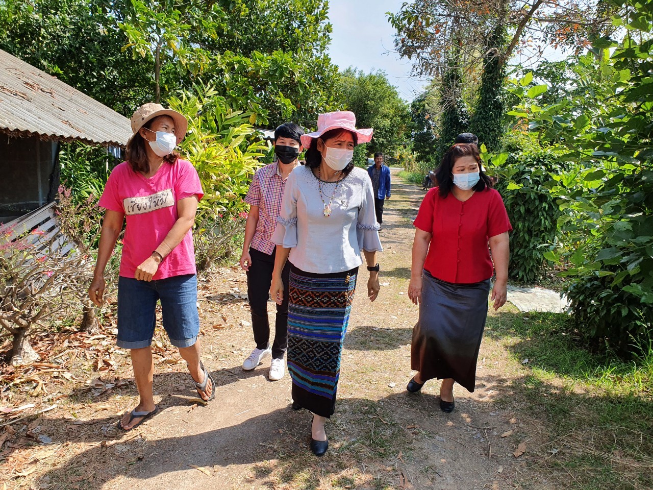 ? พช.ราชบุรี ลงพื้นที่นิเทศติตตามการดำเนินงานพัฒนาชุมชนอำเภอจอมบึง