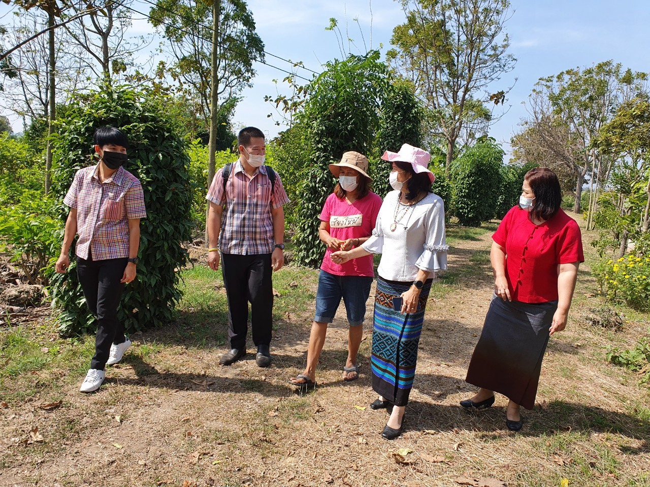 ? พช.ราชบุรี ลงพื้นที่นิเทศติตตามการดำเนินงานพัฒนาชุมชนอำเภอจอมบึง