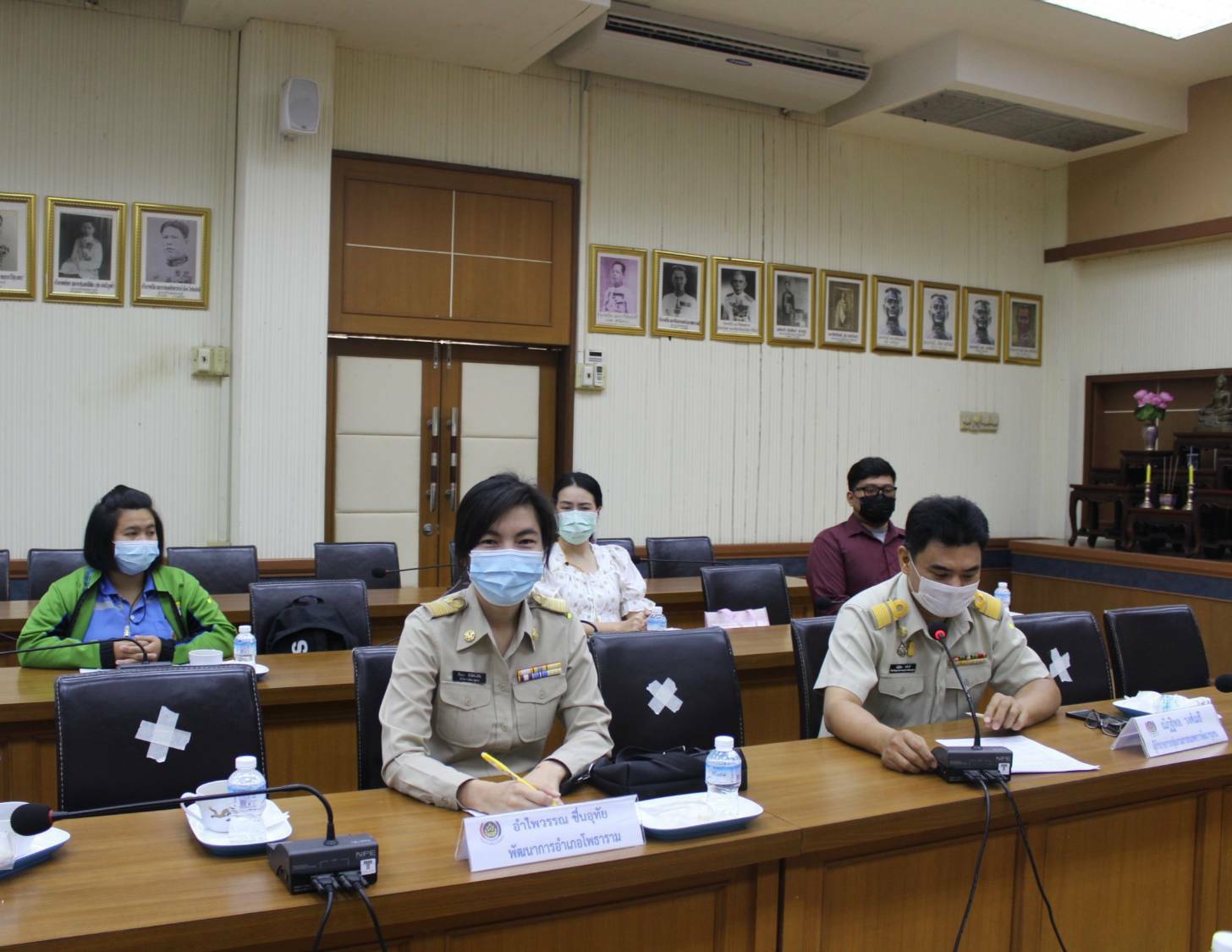 ? พช.ราชบุรี ปฐมนิเทศผู้ถูกจ้างงานโครงการยกระดับเศรษฐกิจ สังคม รายตำบลแบบบูรณาการ (1 ตำบล 1 มหาวิทยาลัย) หรือมหาวิทยาลัยสู่ตำบล